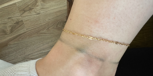 Why Jewelry Turns Skin Green: Cleaning, Quality & Clasps