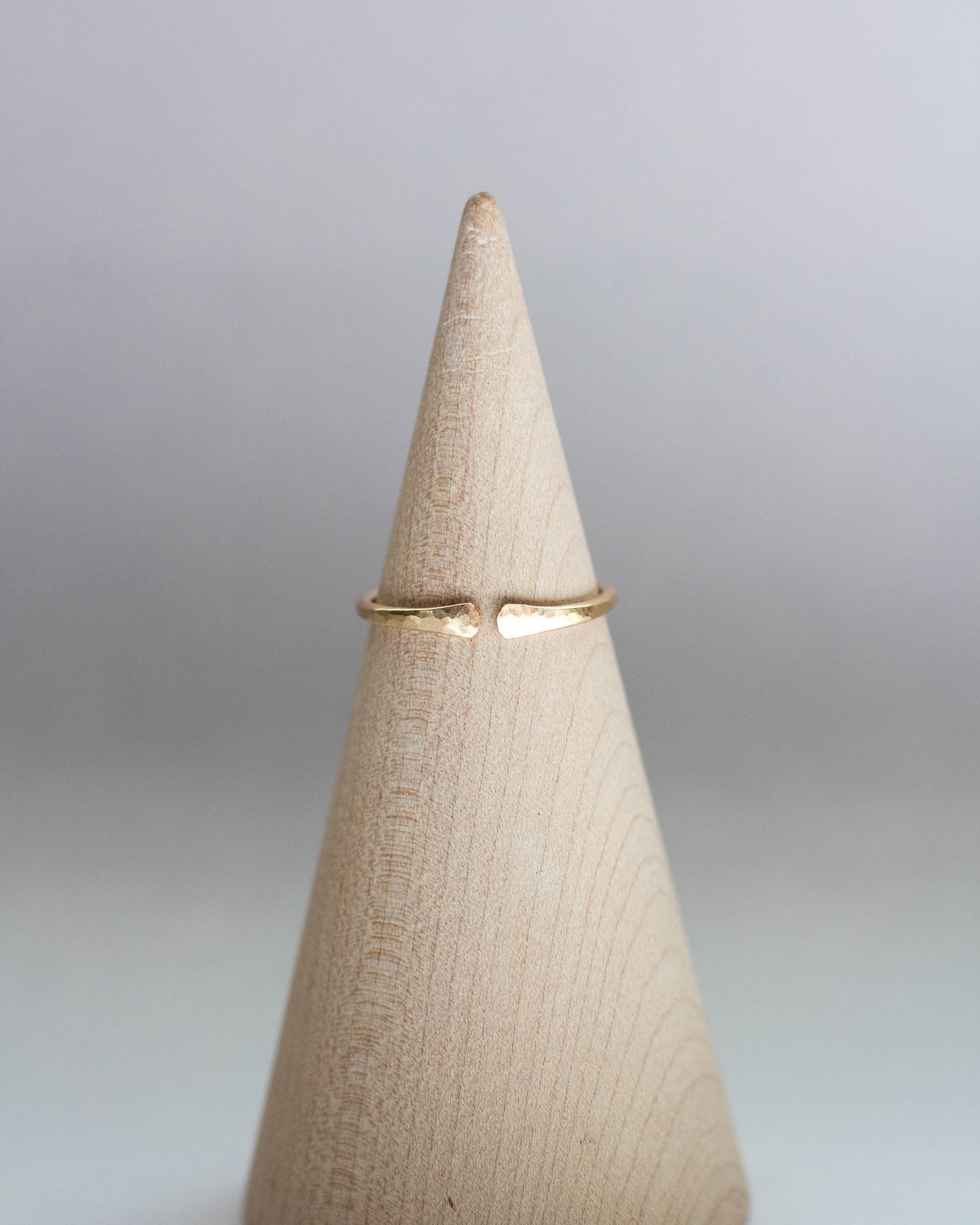 Open Front Ring, R24