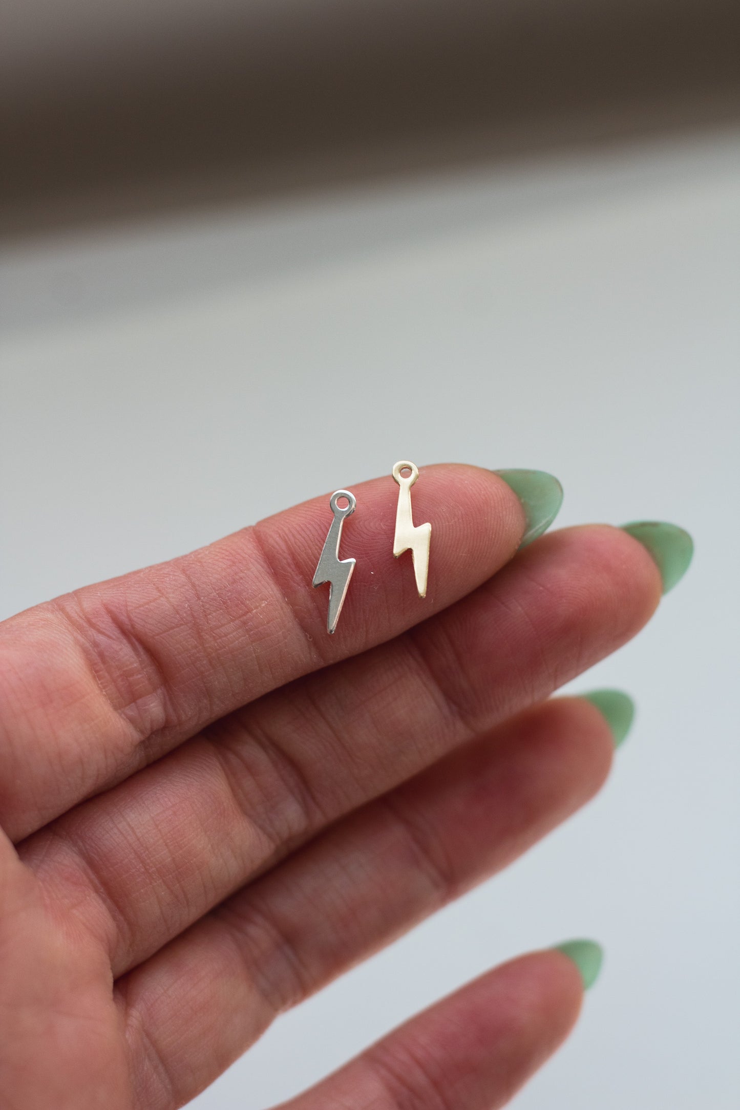 Lightning Bolt Charm, CH25