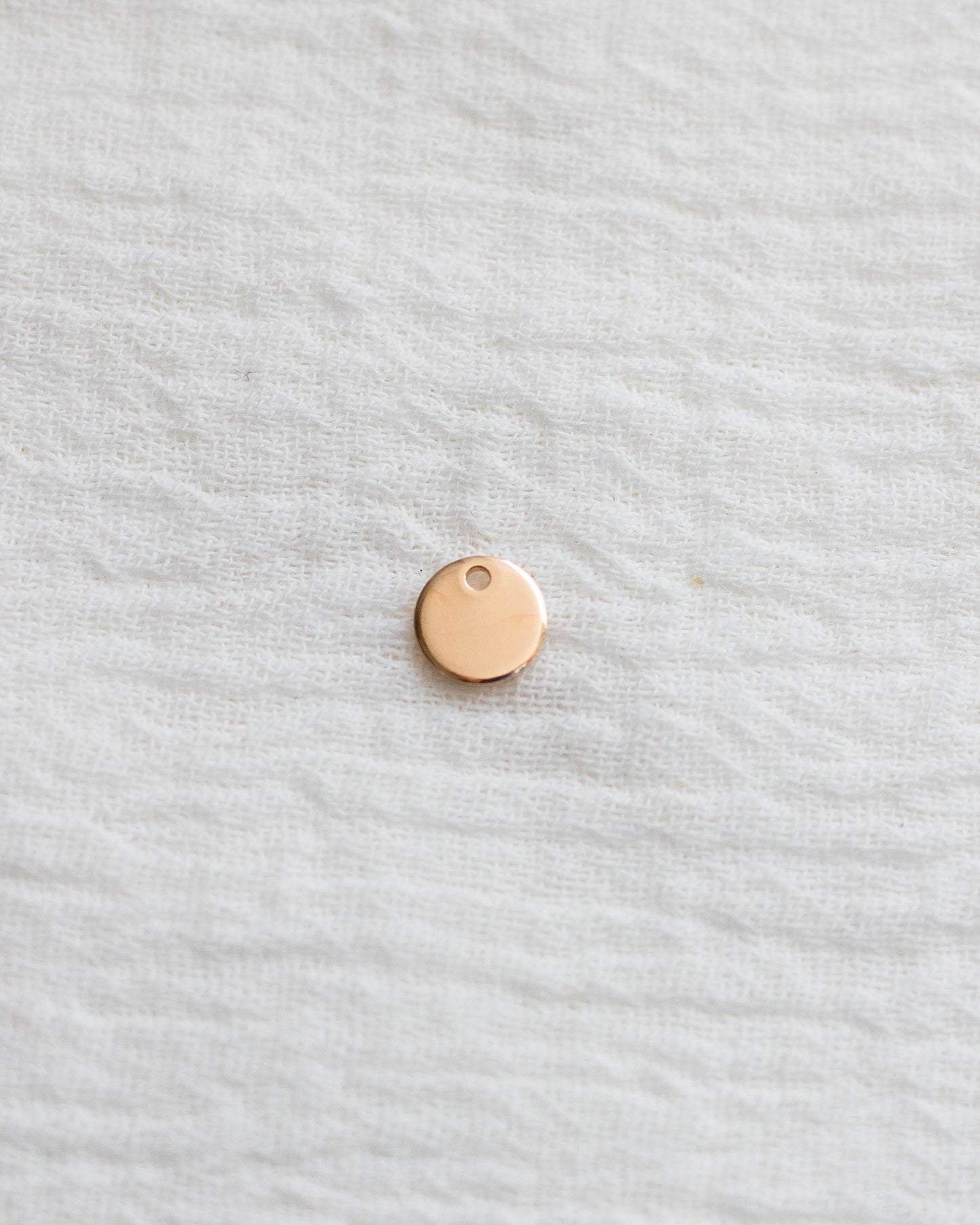 6.3mm Circle Disc Blank with One Hole, BWHCH1