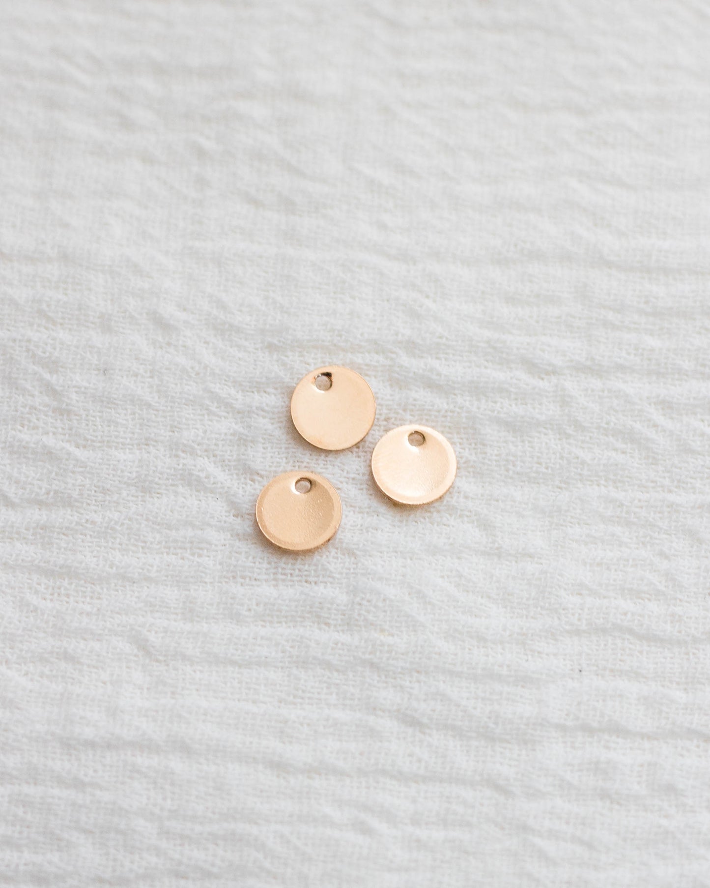 6.3mm Circle Disc Blank with One Hole, BWHCH1