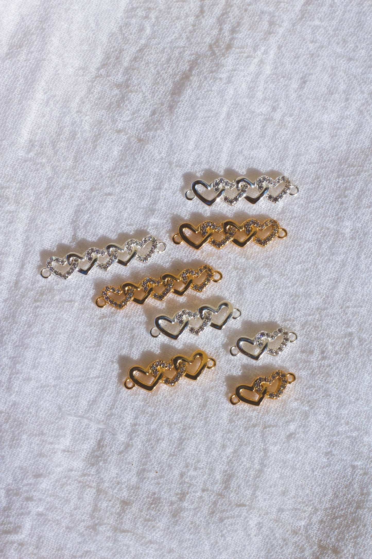 Interlocking Hearts with CZ Connector, CN16