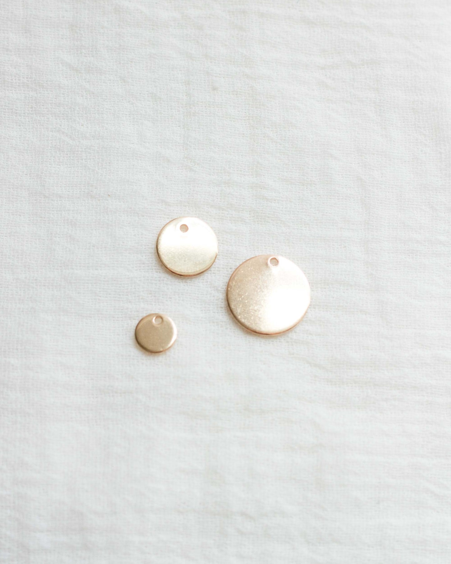 12.7mm Circle Disc Blank with One Hole, BWHCH3