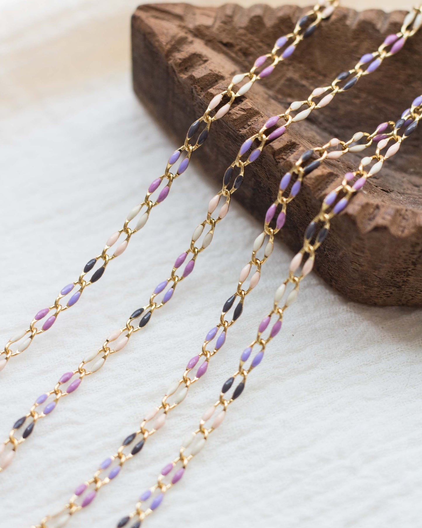 Lavender Multi Color Enamel Chain, GP102