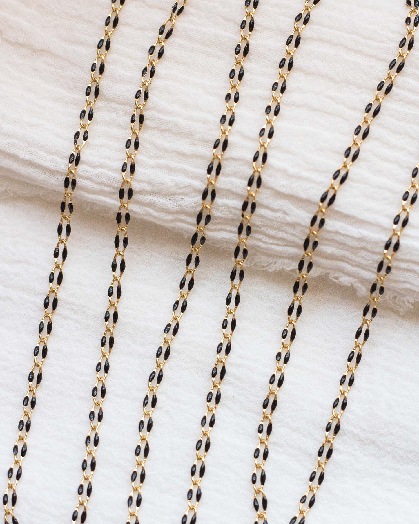 Black Enamel Chain, GP107