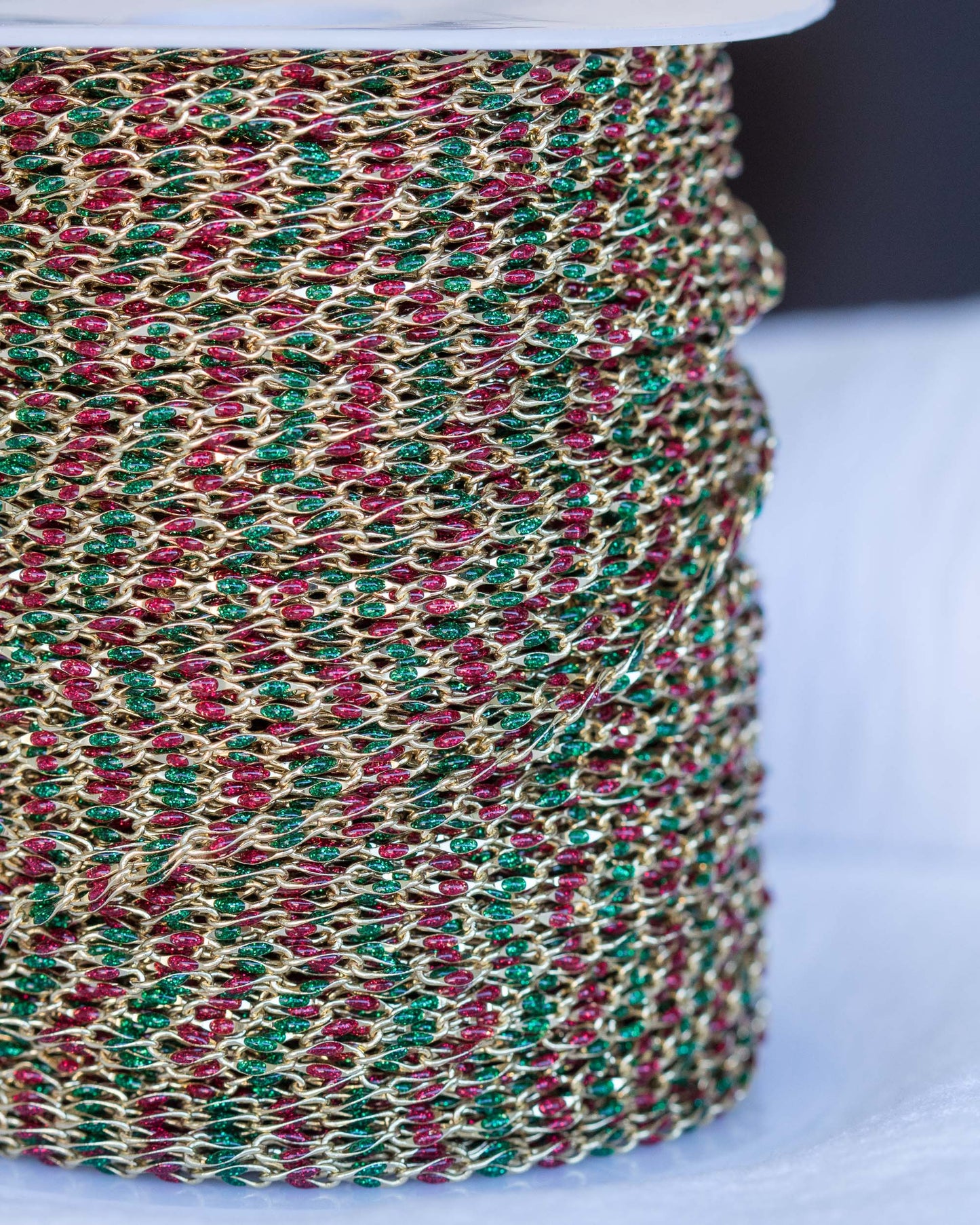 Red Glitter and Green Glitter Enamel Chain, GP136