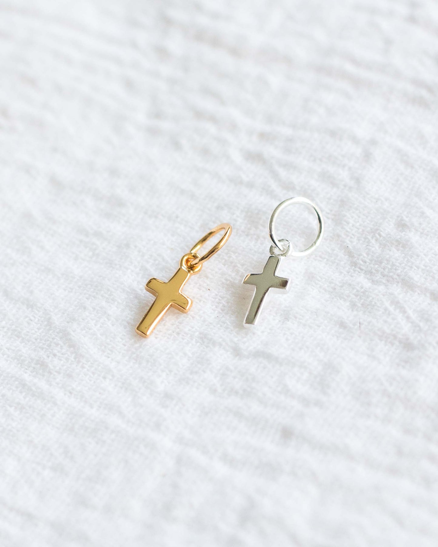 Cross Charm, CH86