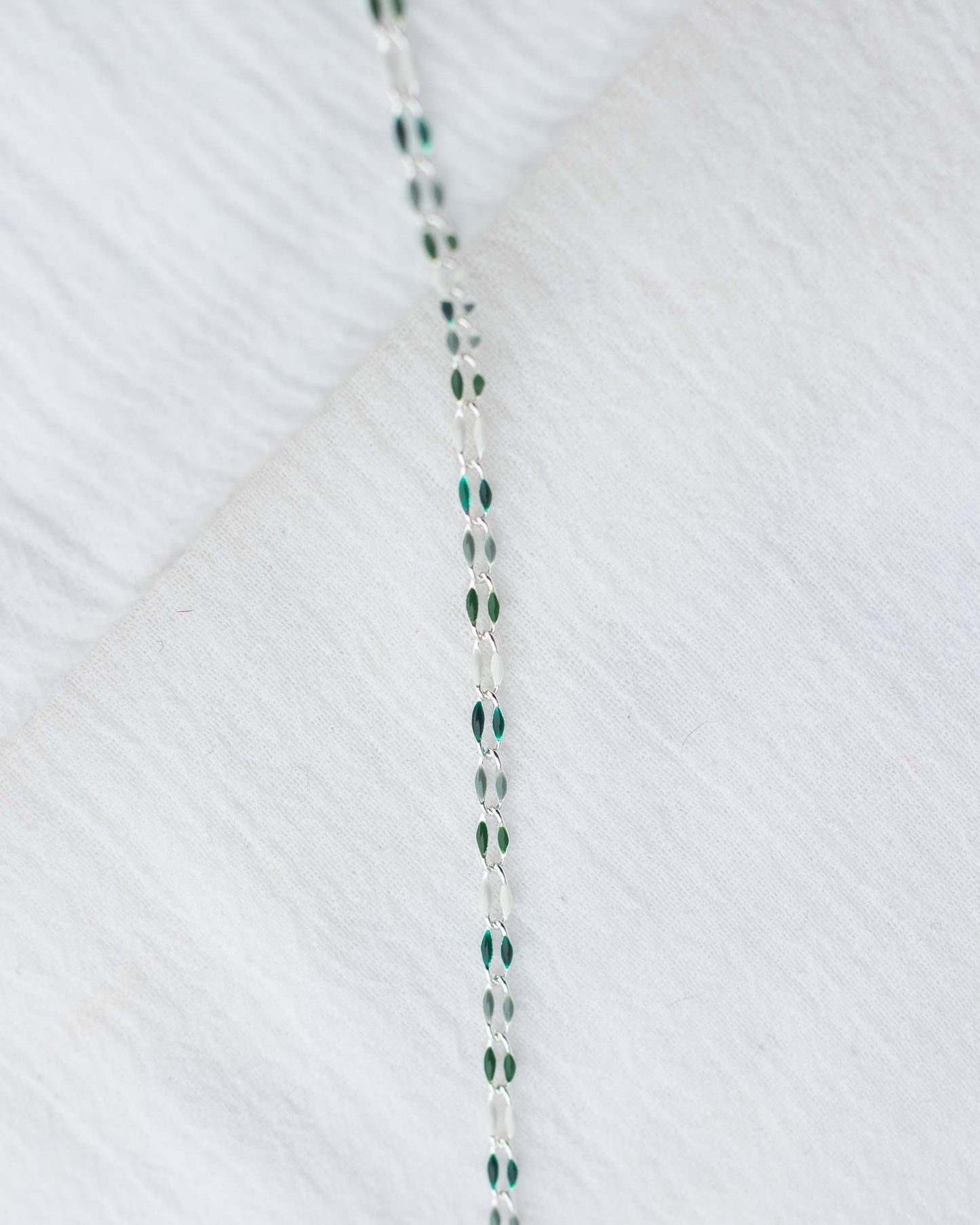 Green Multi Color Enamel Chain, SP103
