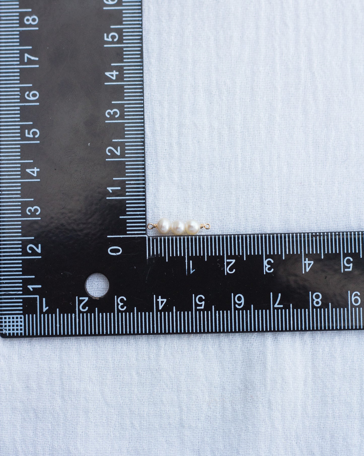 Pearl Connector with 3 Freshwater Pearls, CN120