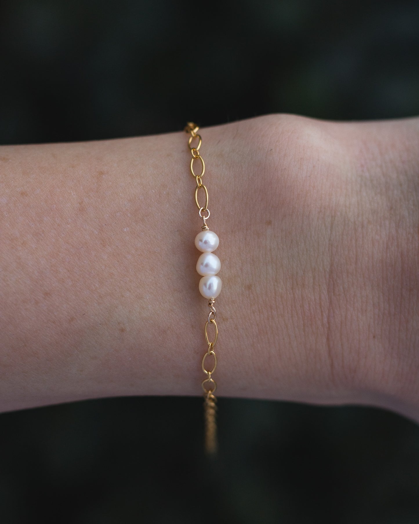 Pearl Connector with 3 Freshwater Pearls, CN120
