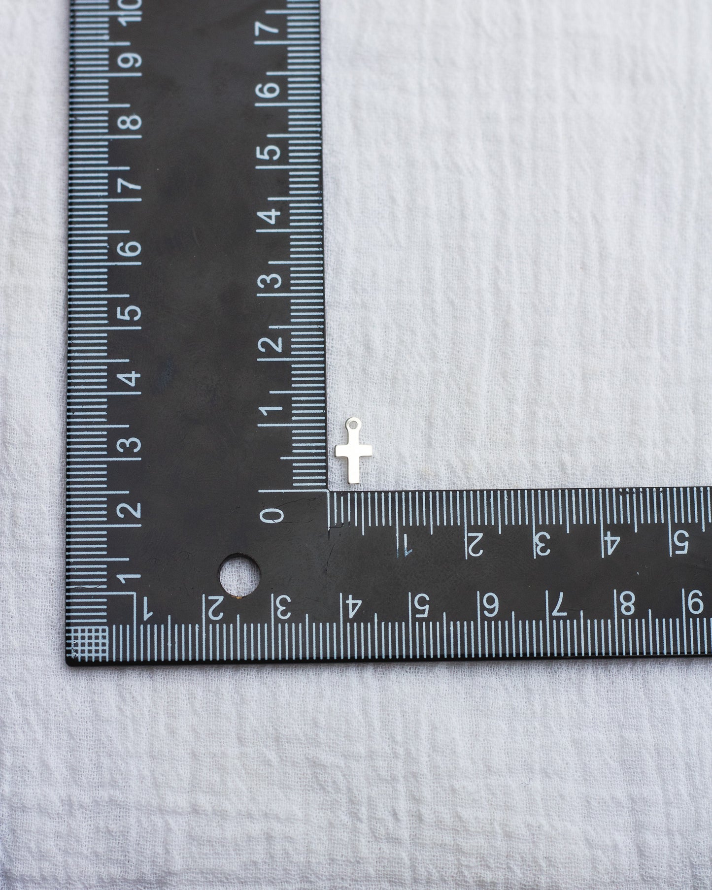 Tiny Cross Charm, CH93