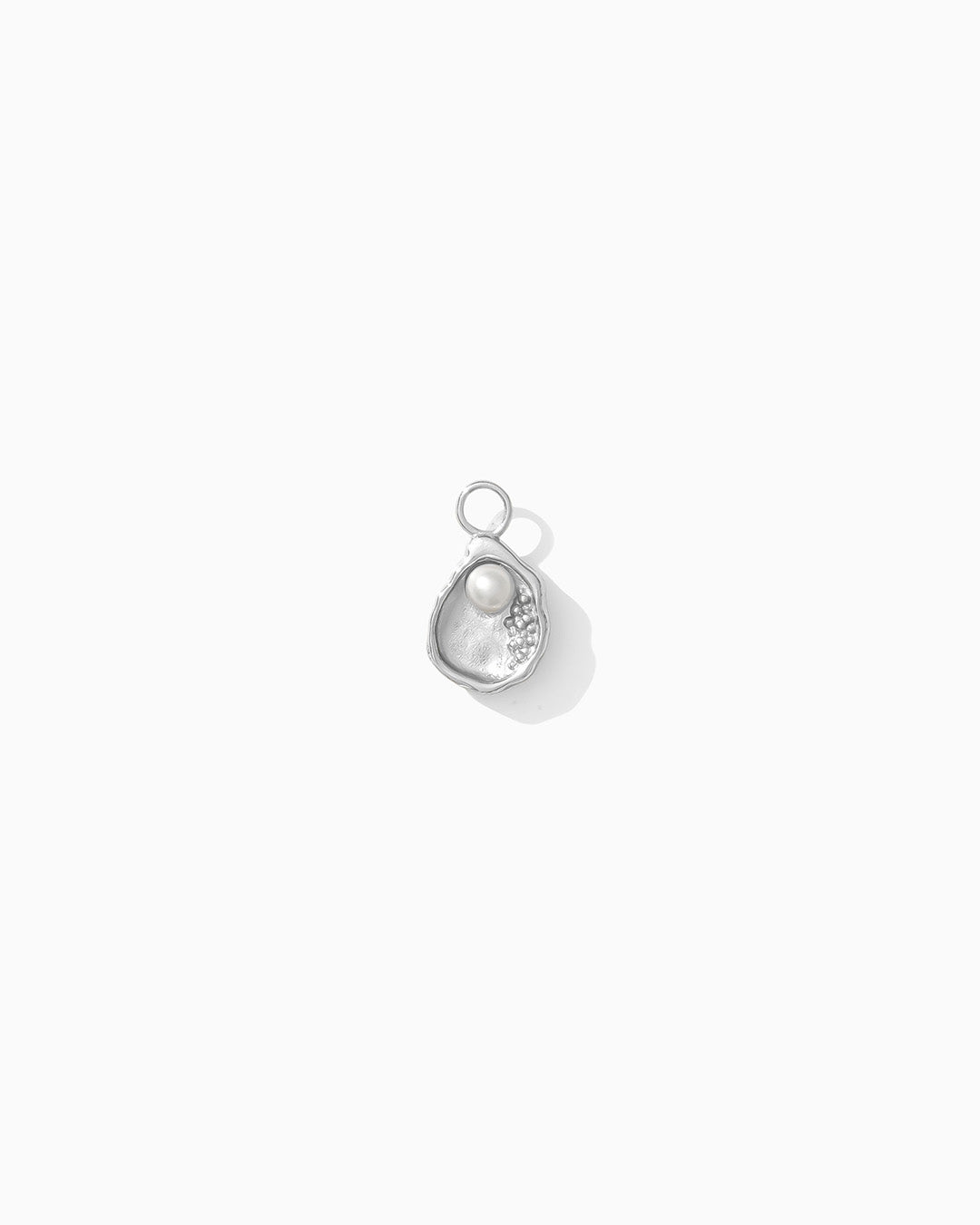 Oyster Pearl Charm, CH284