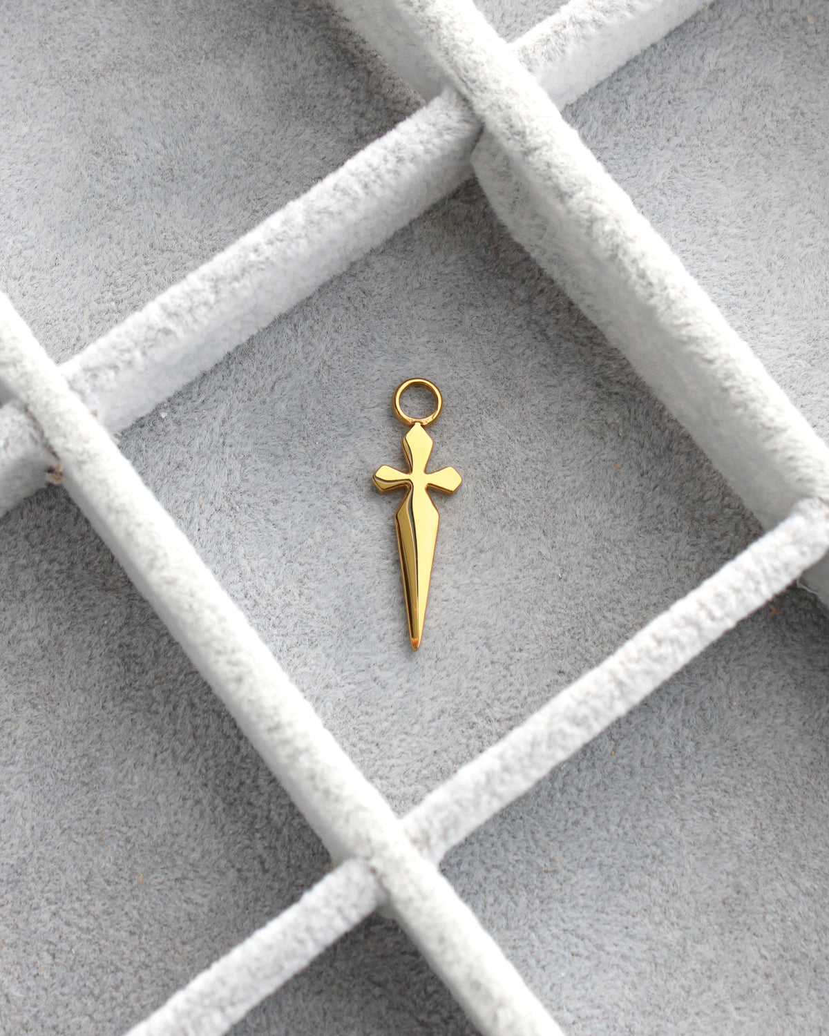 30mm Dagger PVD Charm, CH485