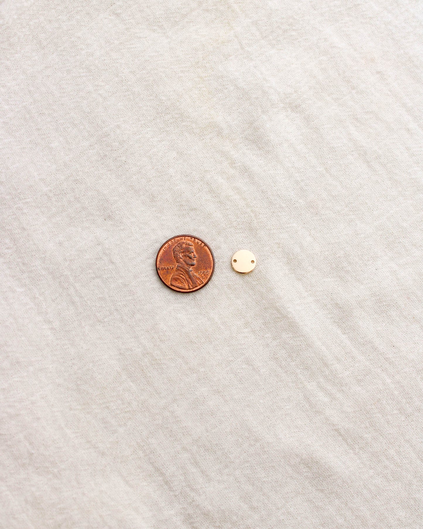 8mm Blank Circle Connector, B88