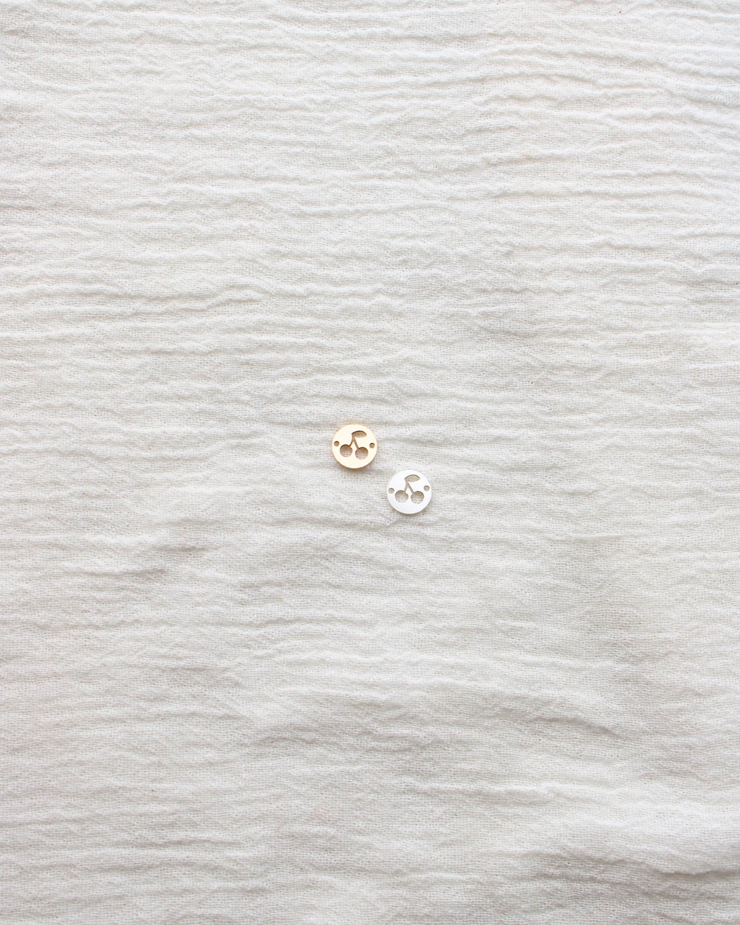Cherry Round Connector Charm, CN356