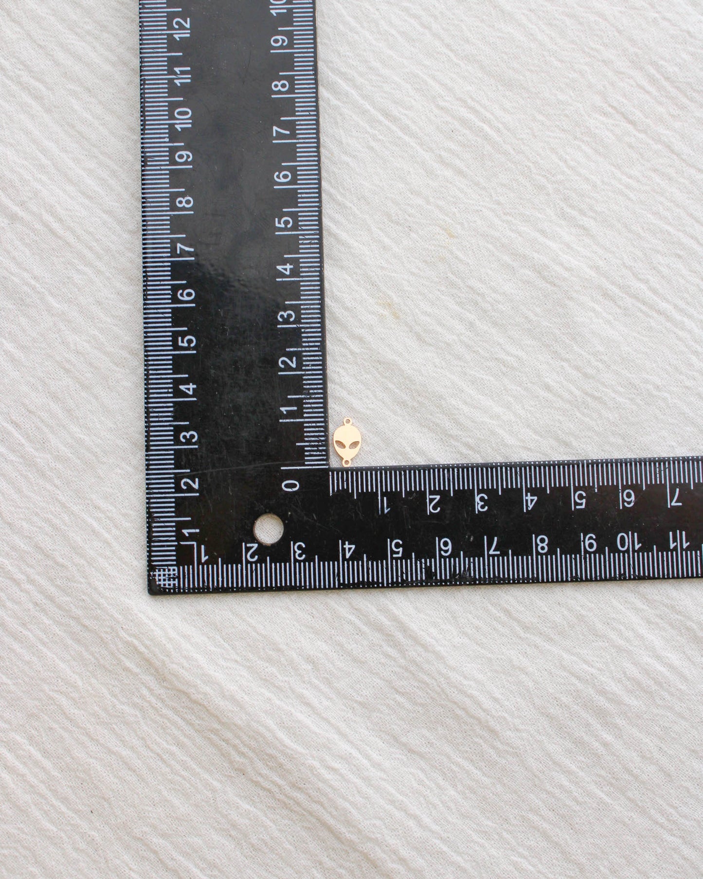 Alien Connector Charm, CN379