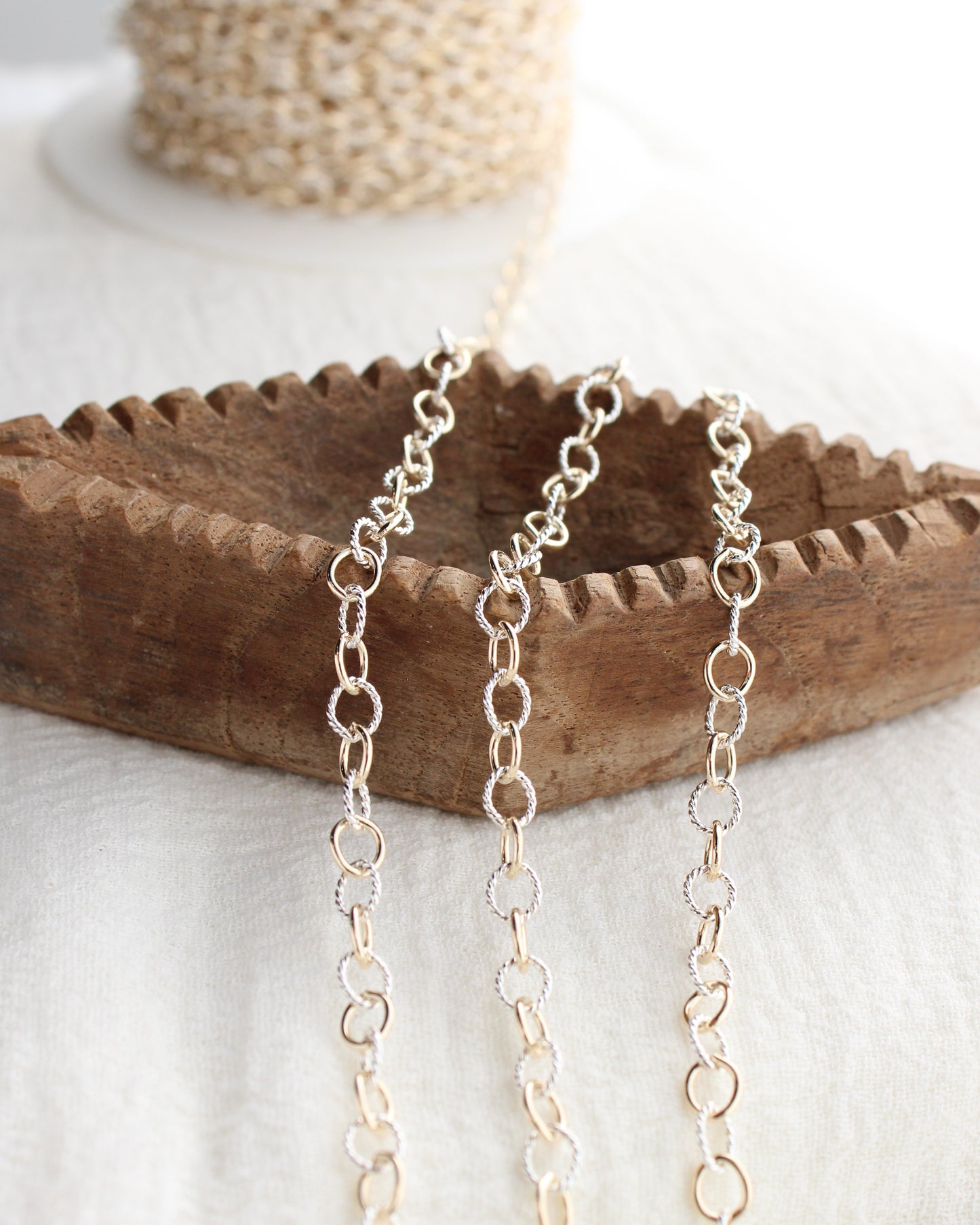 4.5mm Alternate Twisted Mixed Metal Cable Chain, M202