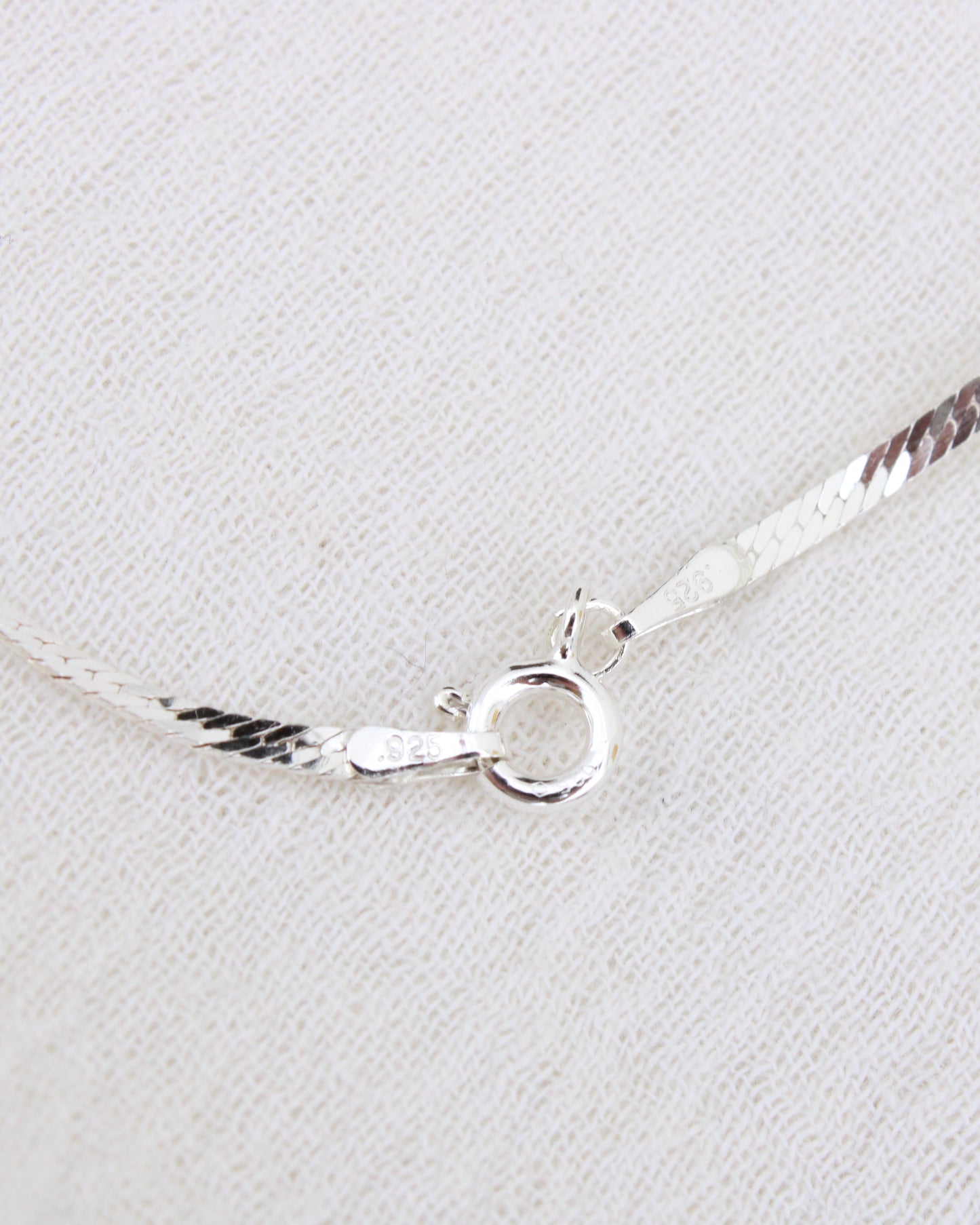 16" 2mm Flat Herringbone Necklace, NC23