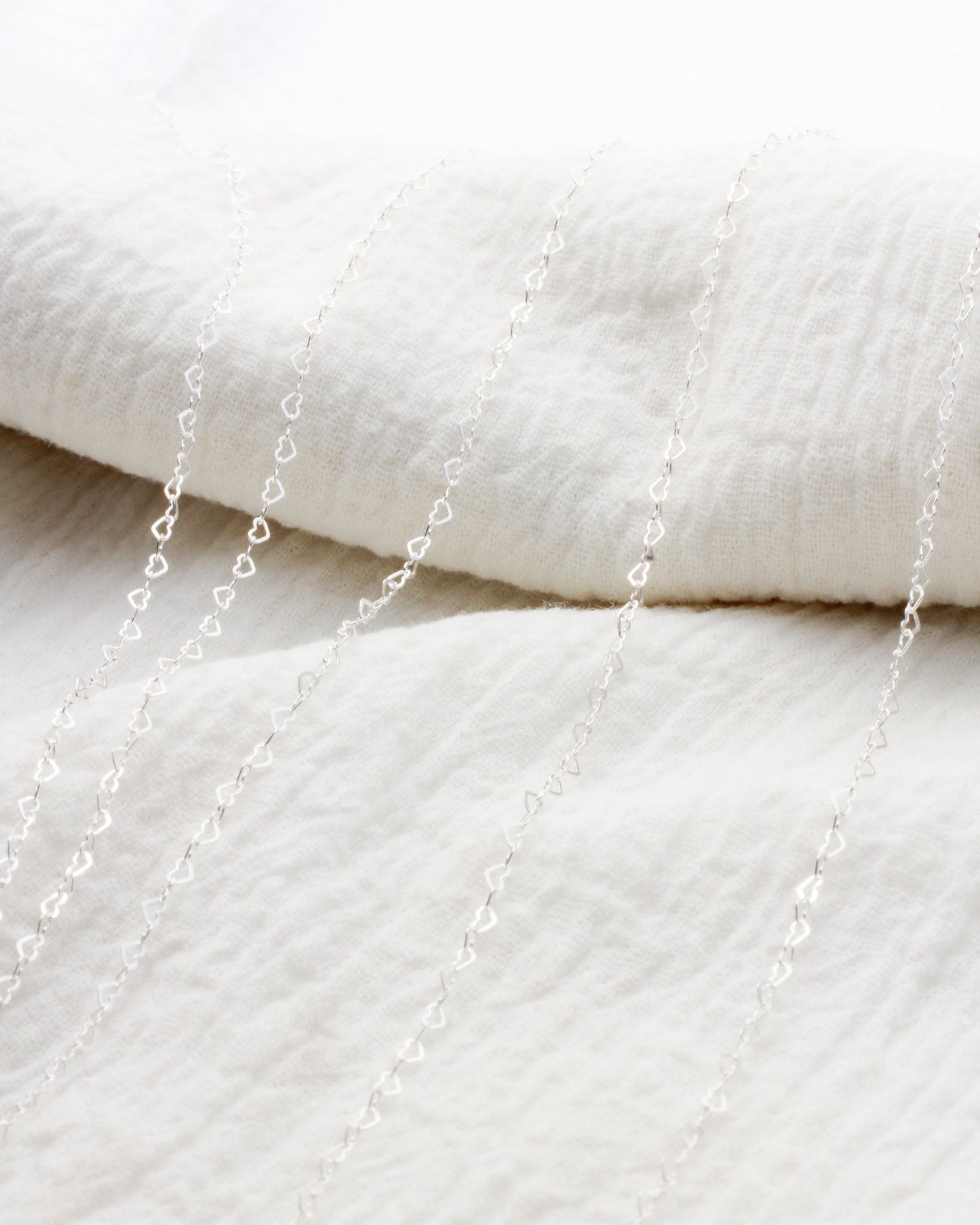 1.6mm Flat Heart Chain, S181