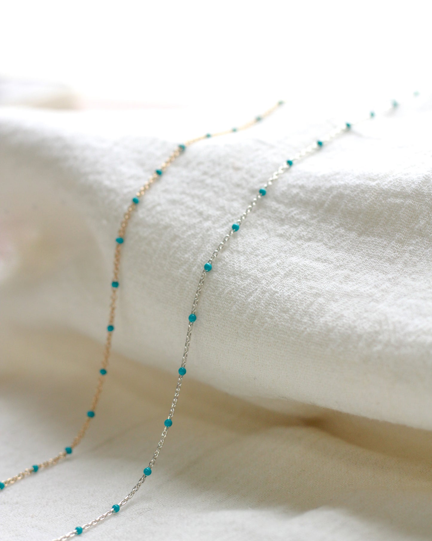 1.1mm Cable Chain with Turqoise Enamel Dot, S107, G107