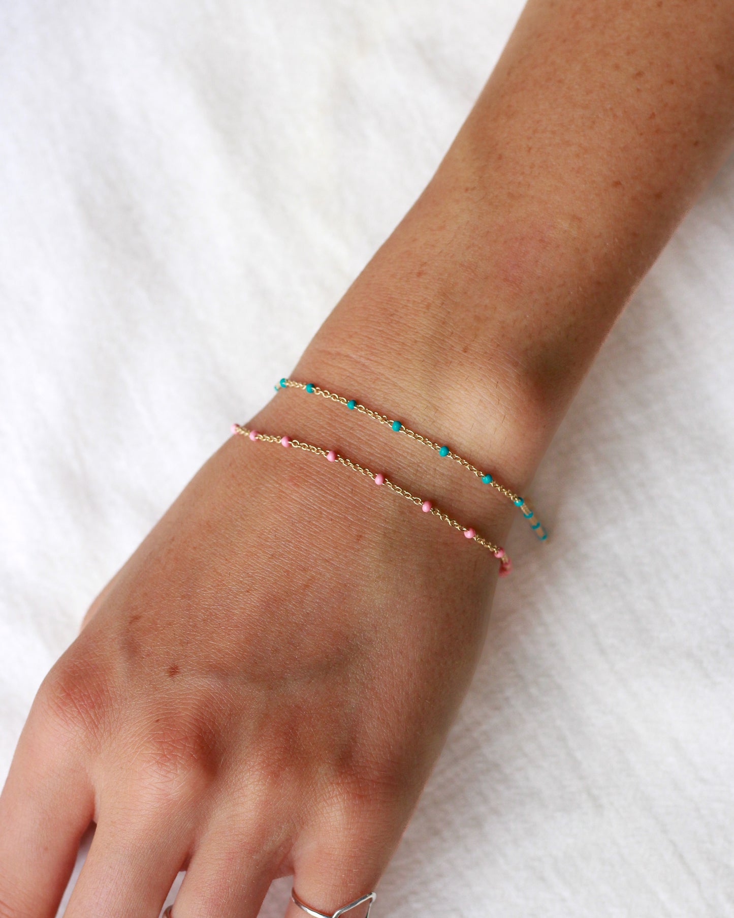 1.1mm Cable Chain with Turqoise Enamel Dot, S107, G107