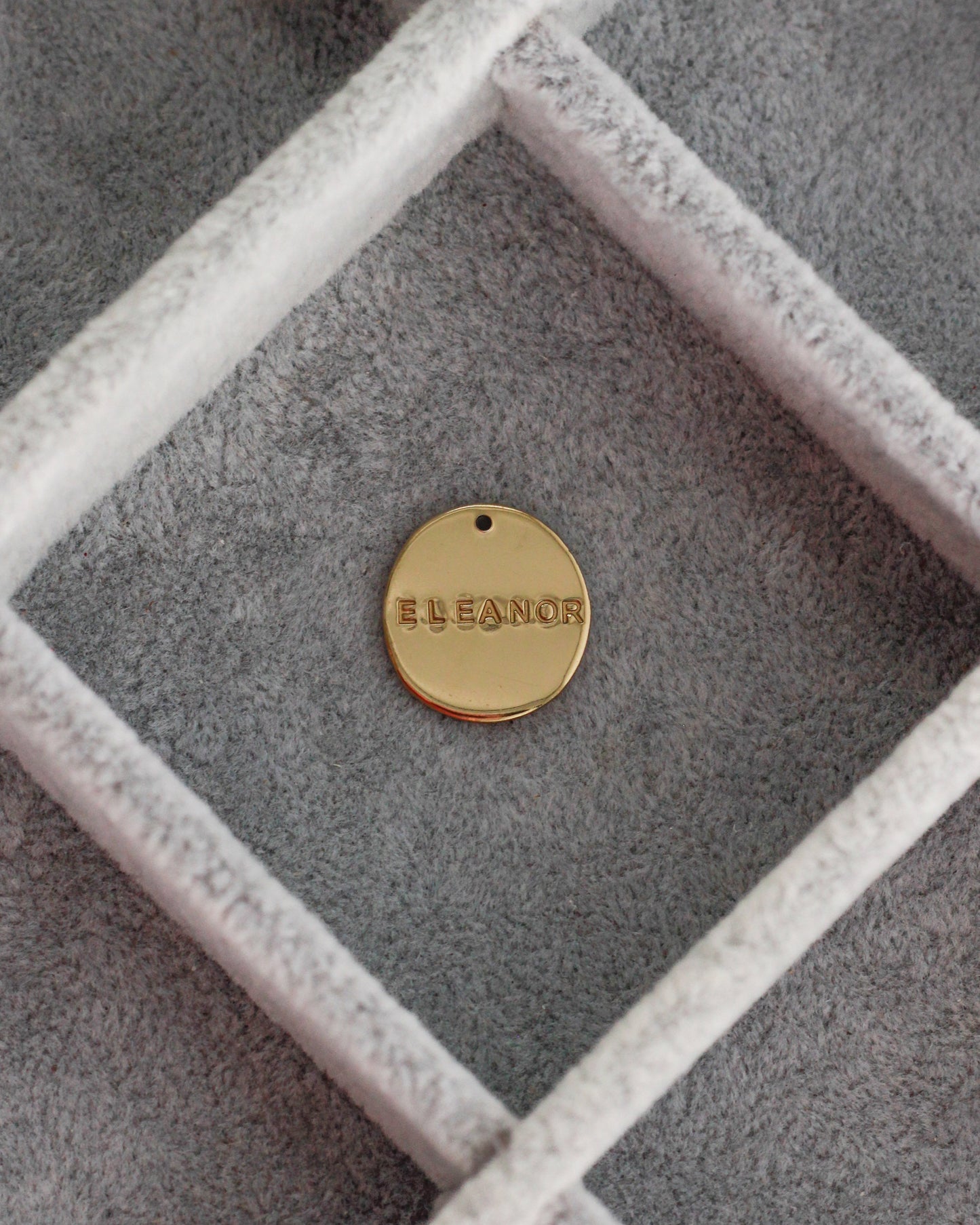 15x14mm Organic Circle with Custom Text Charm, CH207