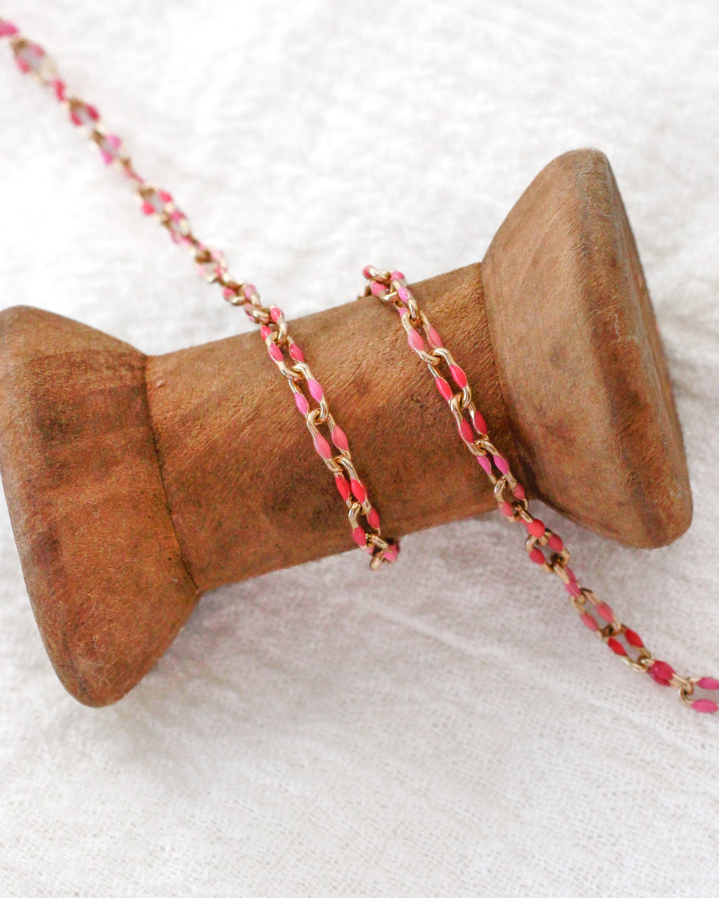 Pink Multi-Colored Enamel Chain, S80 G80