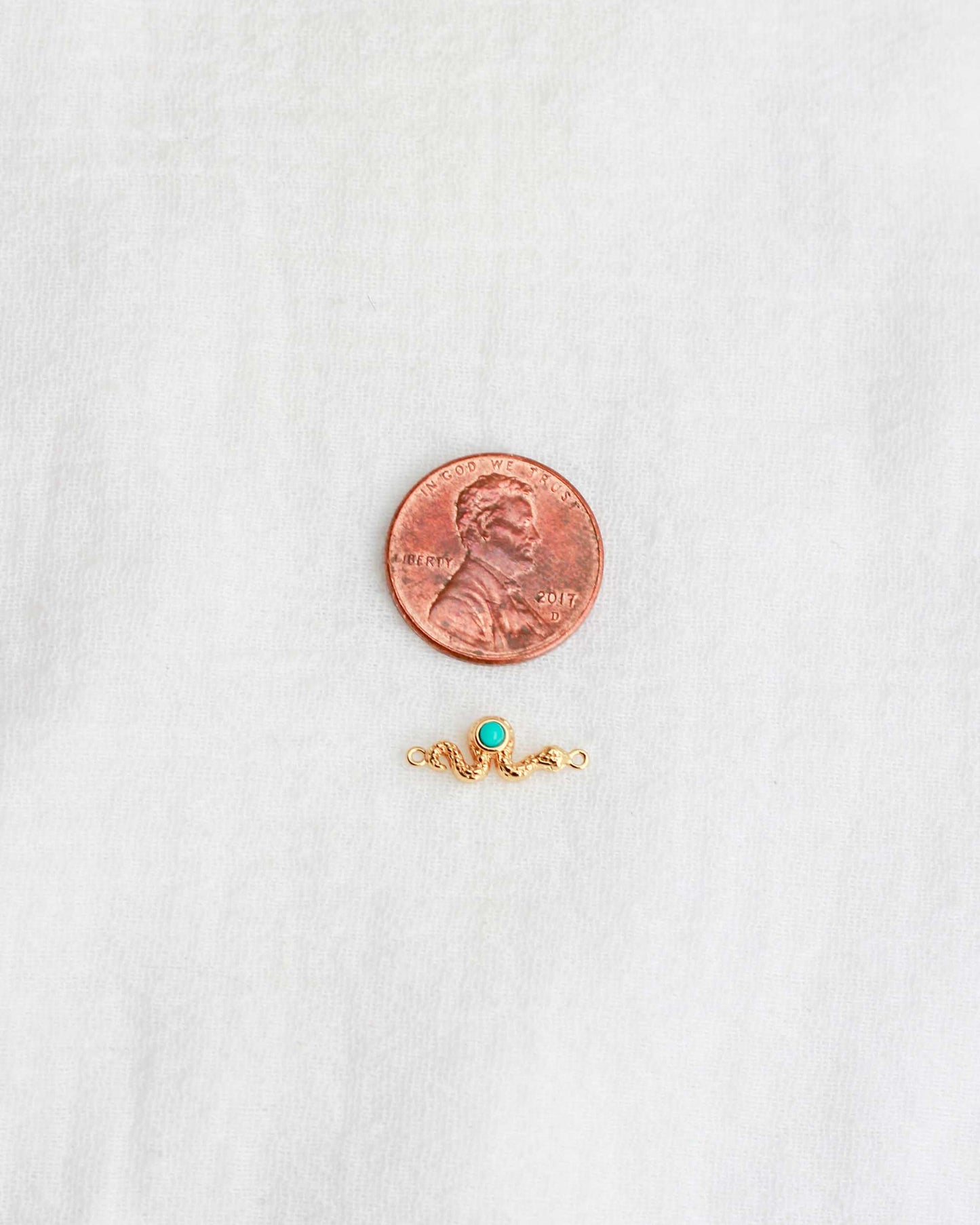Snake Turquoise Connector, CN158