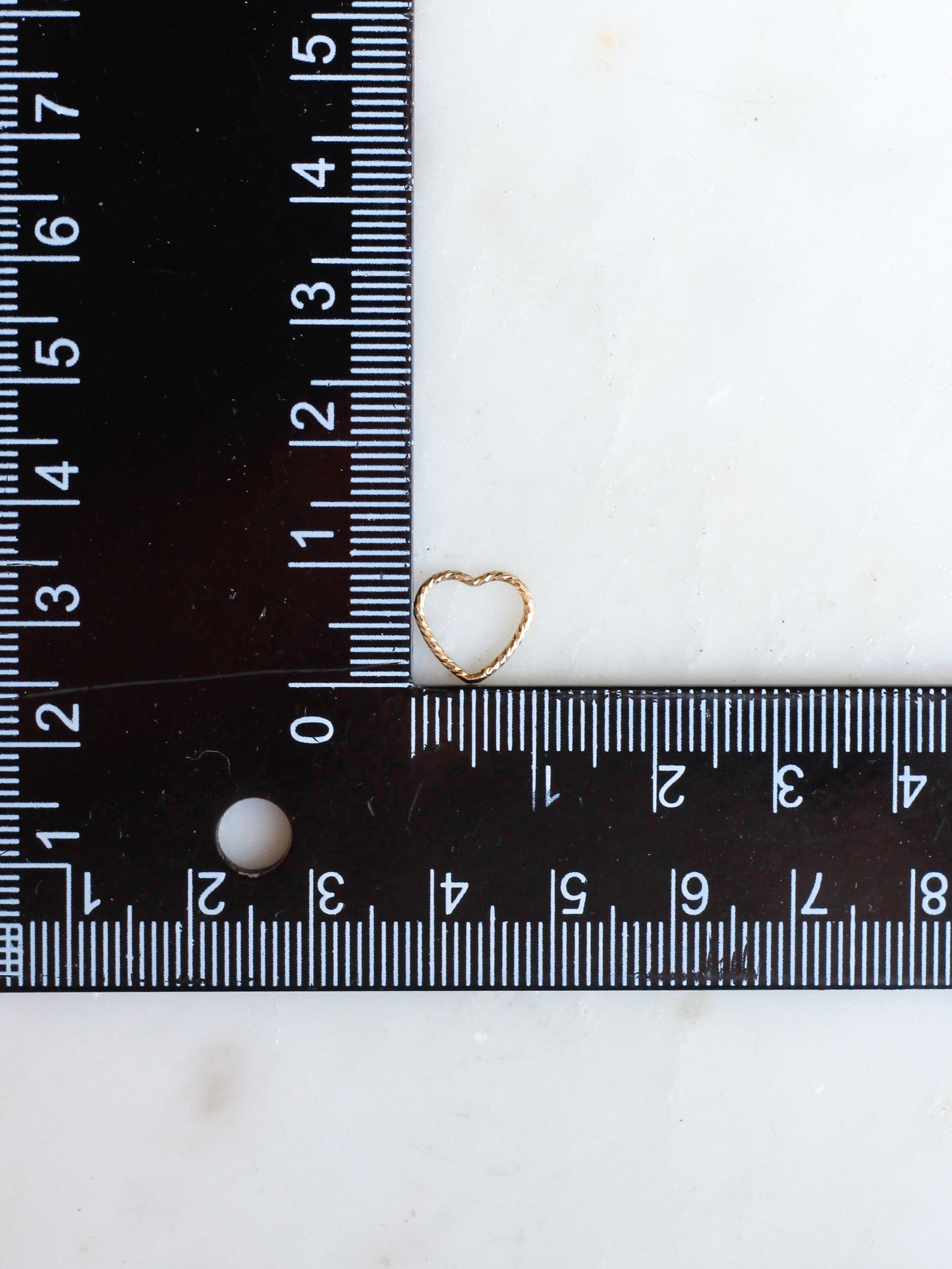 Sparkle Wire Heart Connector, CN204