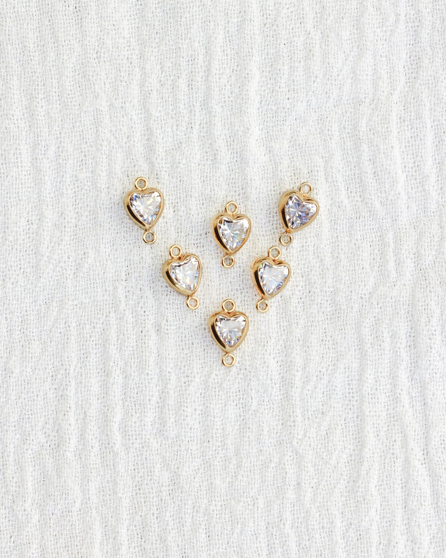 5mm CZ Heart Bezel Connector, CN331
