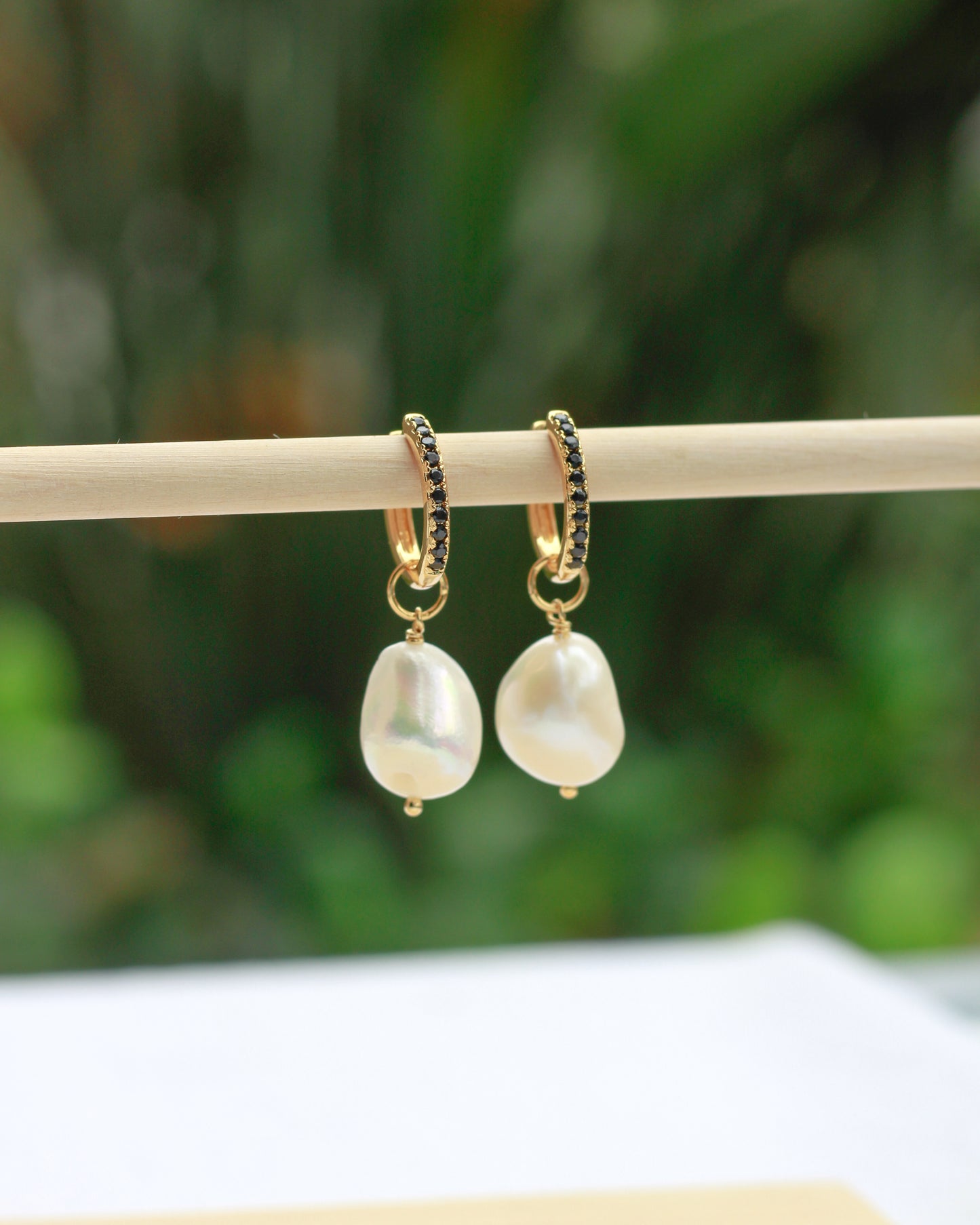Pearl Gold Hoop Dangle Earrings, E1