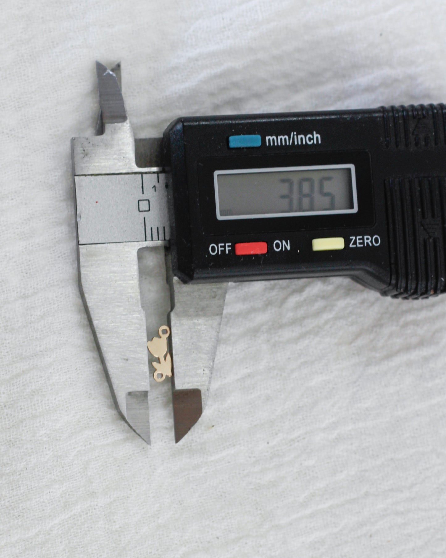 Tulip Connector Charm, CN302