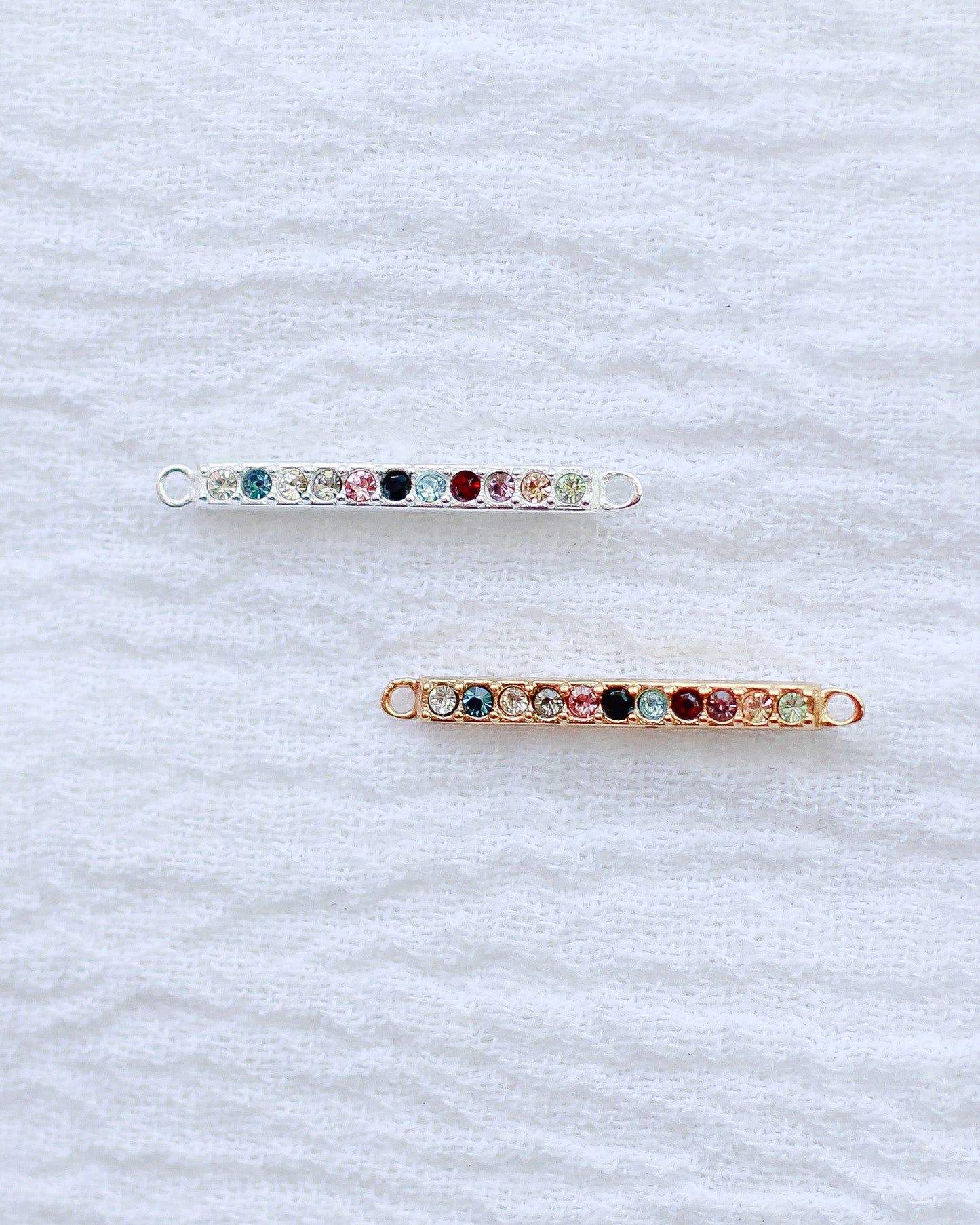 Multicolor Connector, CN200