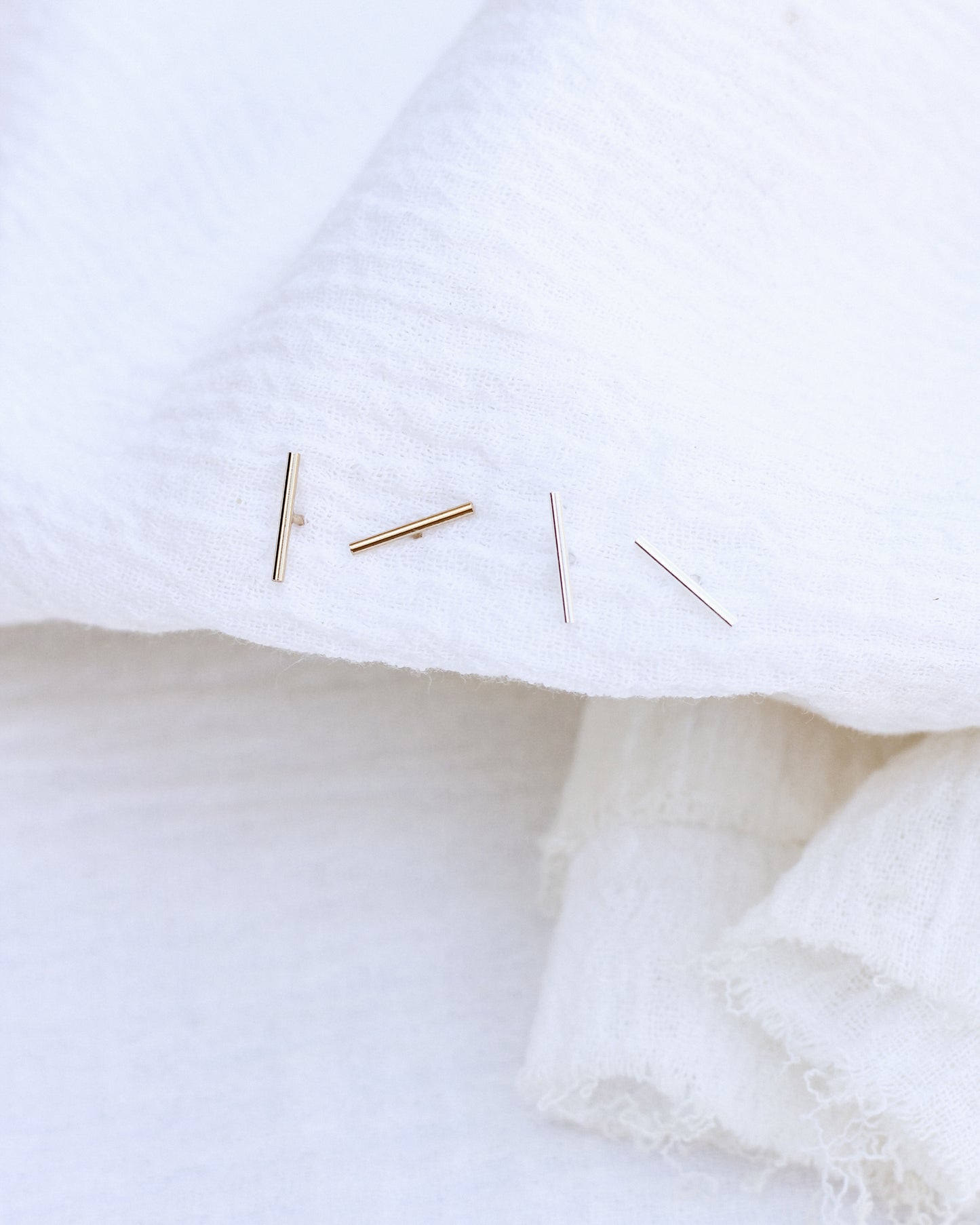 10mm Silver Bar Stud Earrings, E55