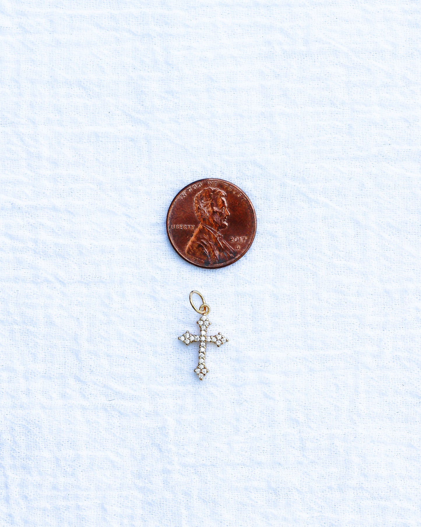 Gothic Cross Charm, CH110