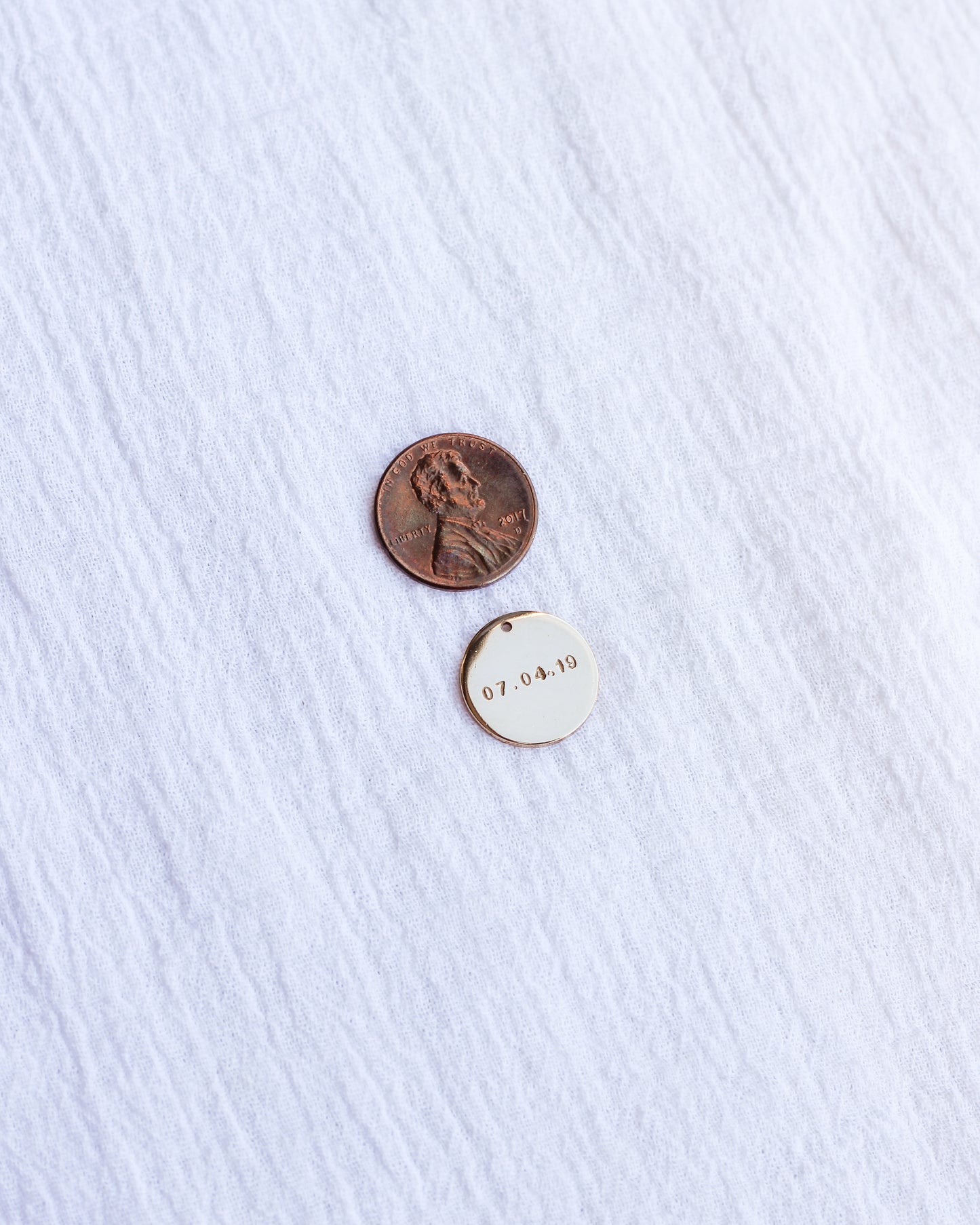 15.9mm Custom Date Circle Charm, CH199