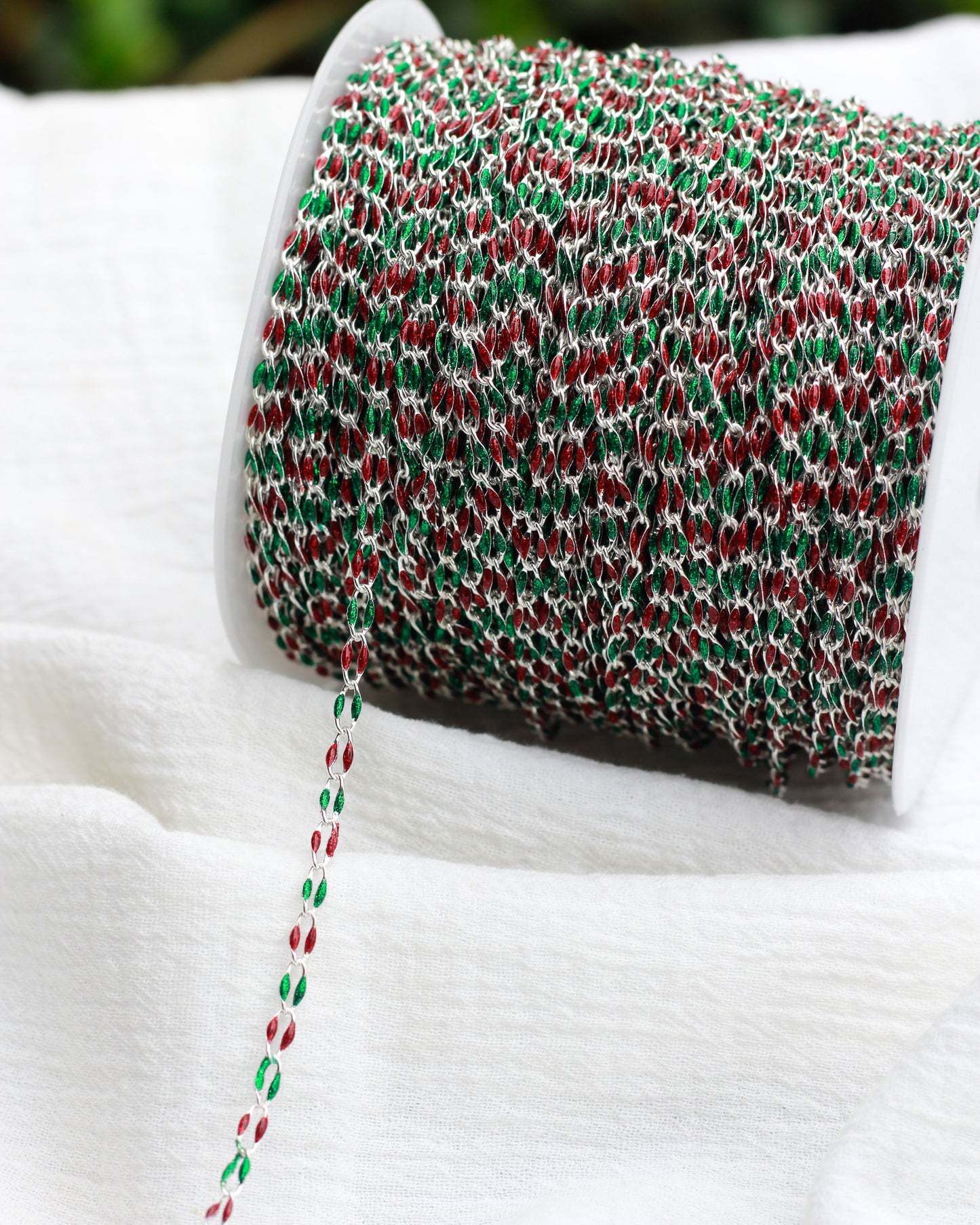 Red Glitter and Green Glitter Enamel Chain, SP136