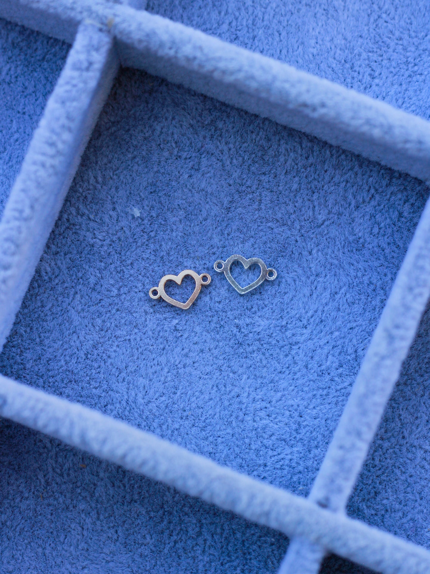 Heart Outline Connector, CN255