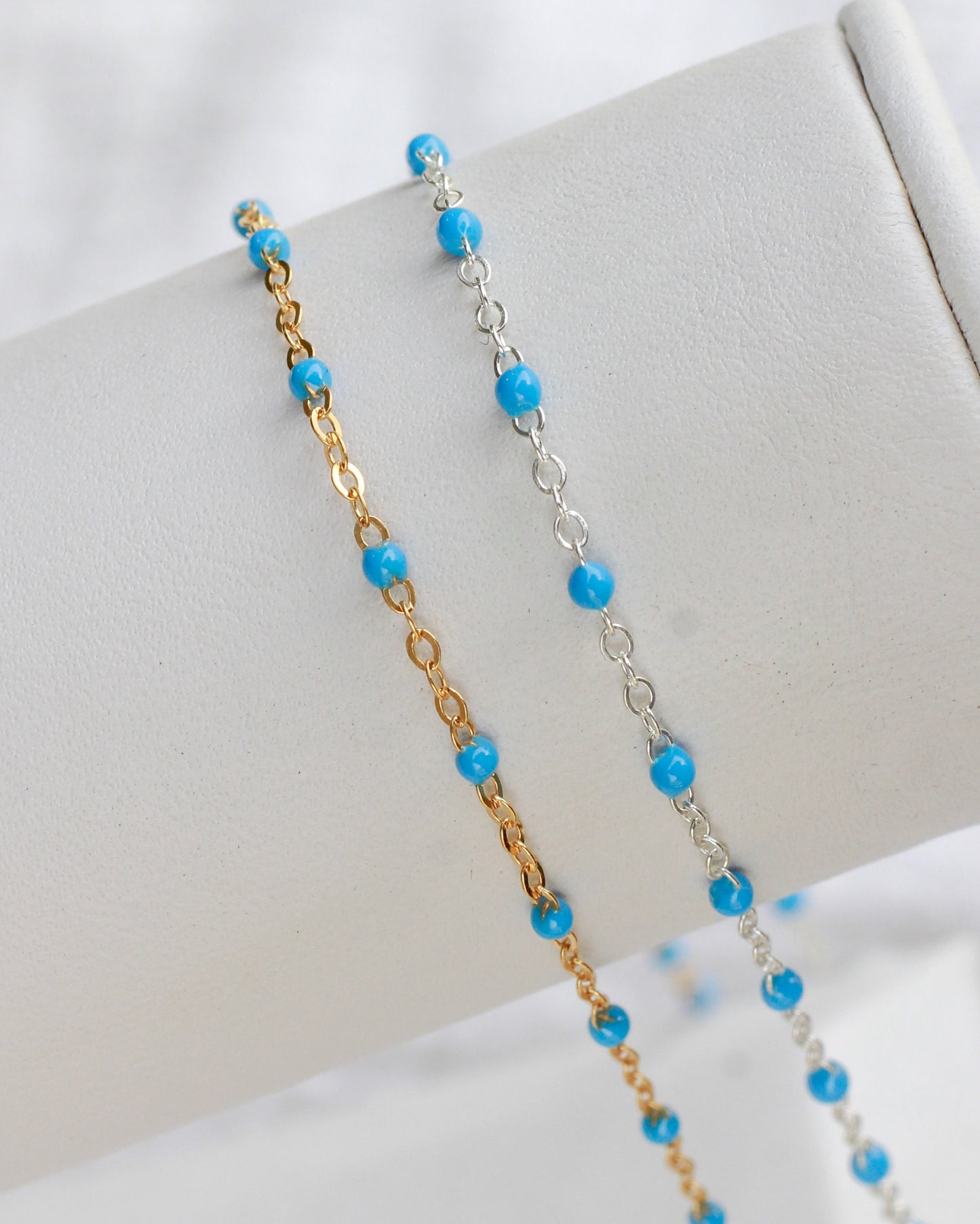 1.7mm Flat Cable Chain with Blue Dots, G74, S74