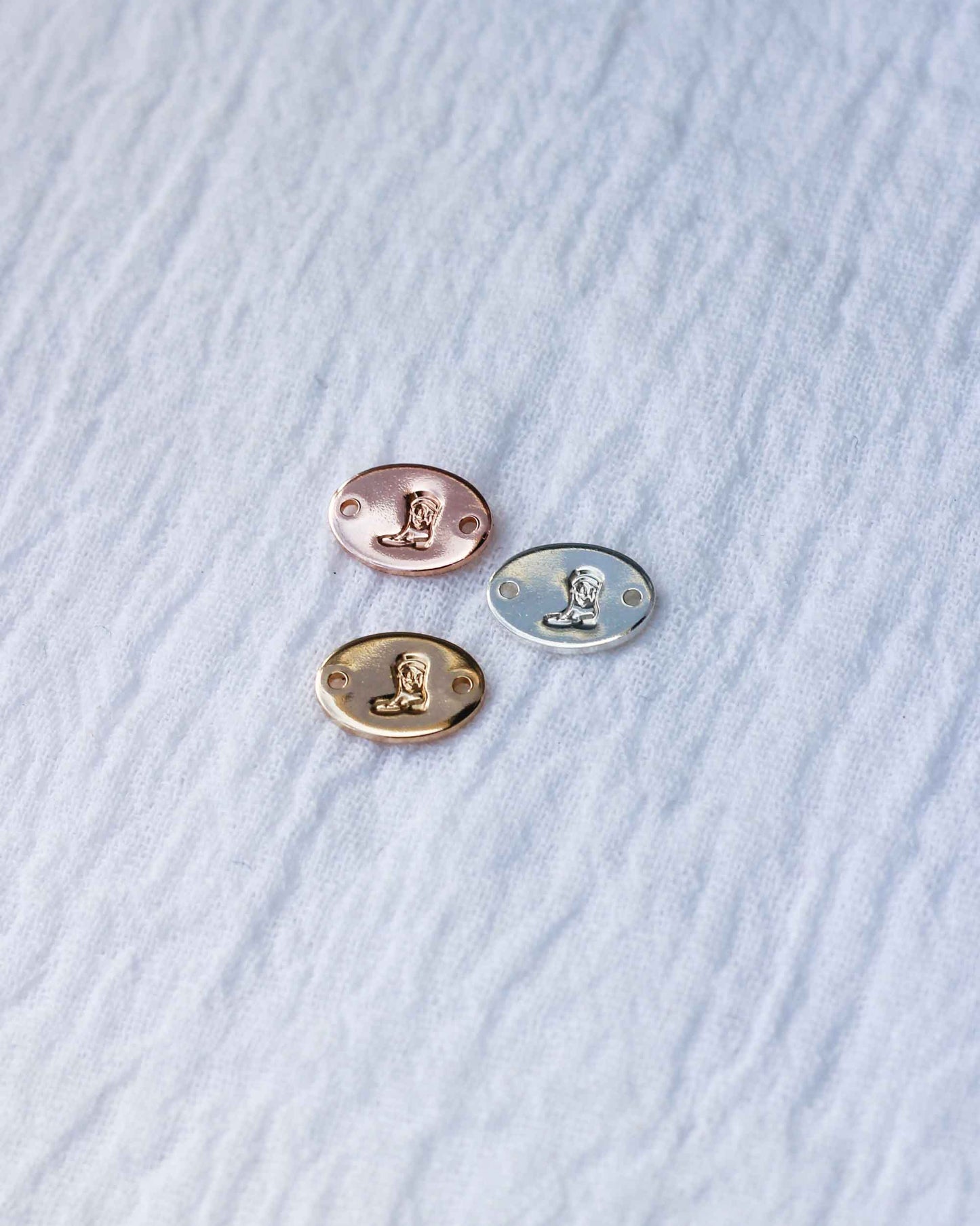 Cowgirl Boot Oval Connector, CN01