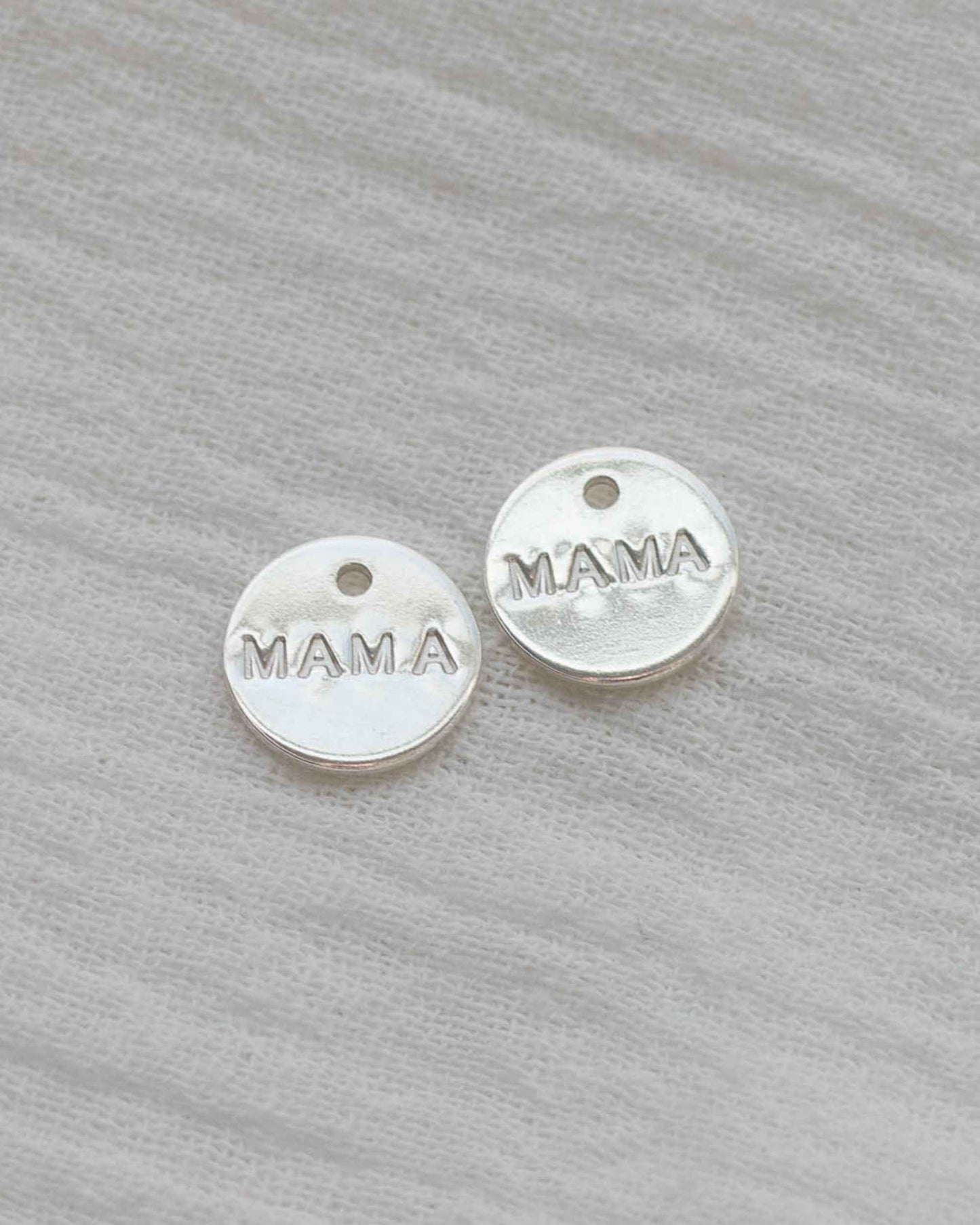 9.5mm Mama Charm, CH15