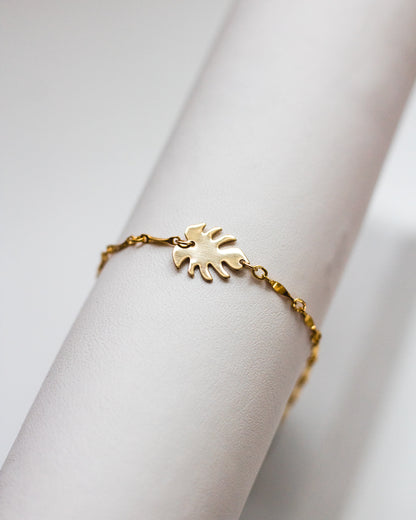 Monstera Leaf Connector, CN2