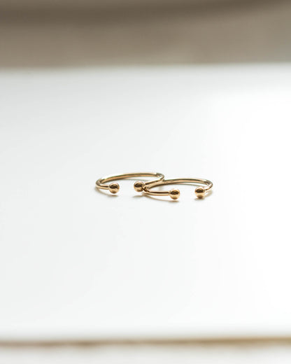 Open Front Beaded Ring, R02