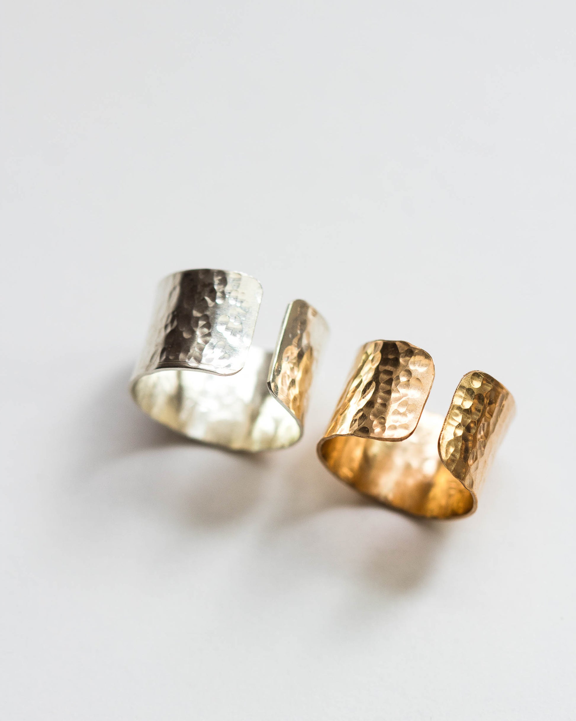Hammered Cigar Band Ring, R1
