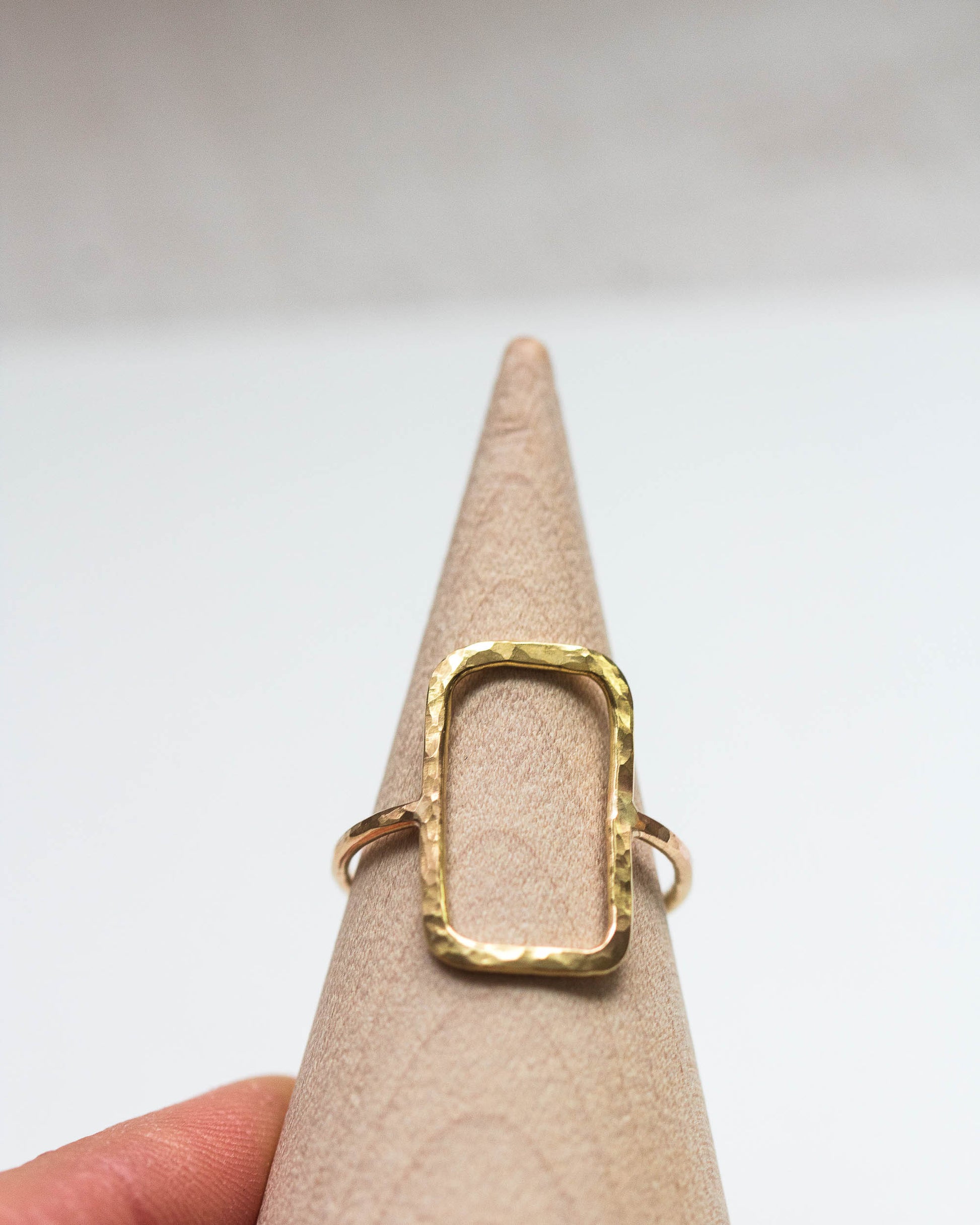 Open Rectangle Wire Ring, R13