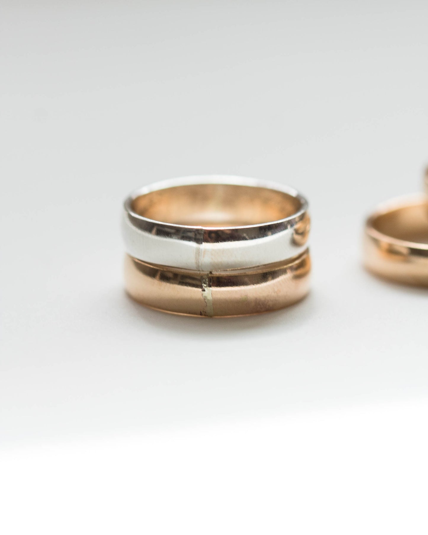 Smooth Thick Band Ring, R14