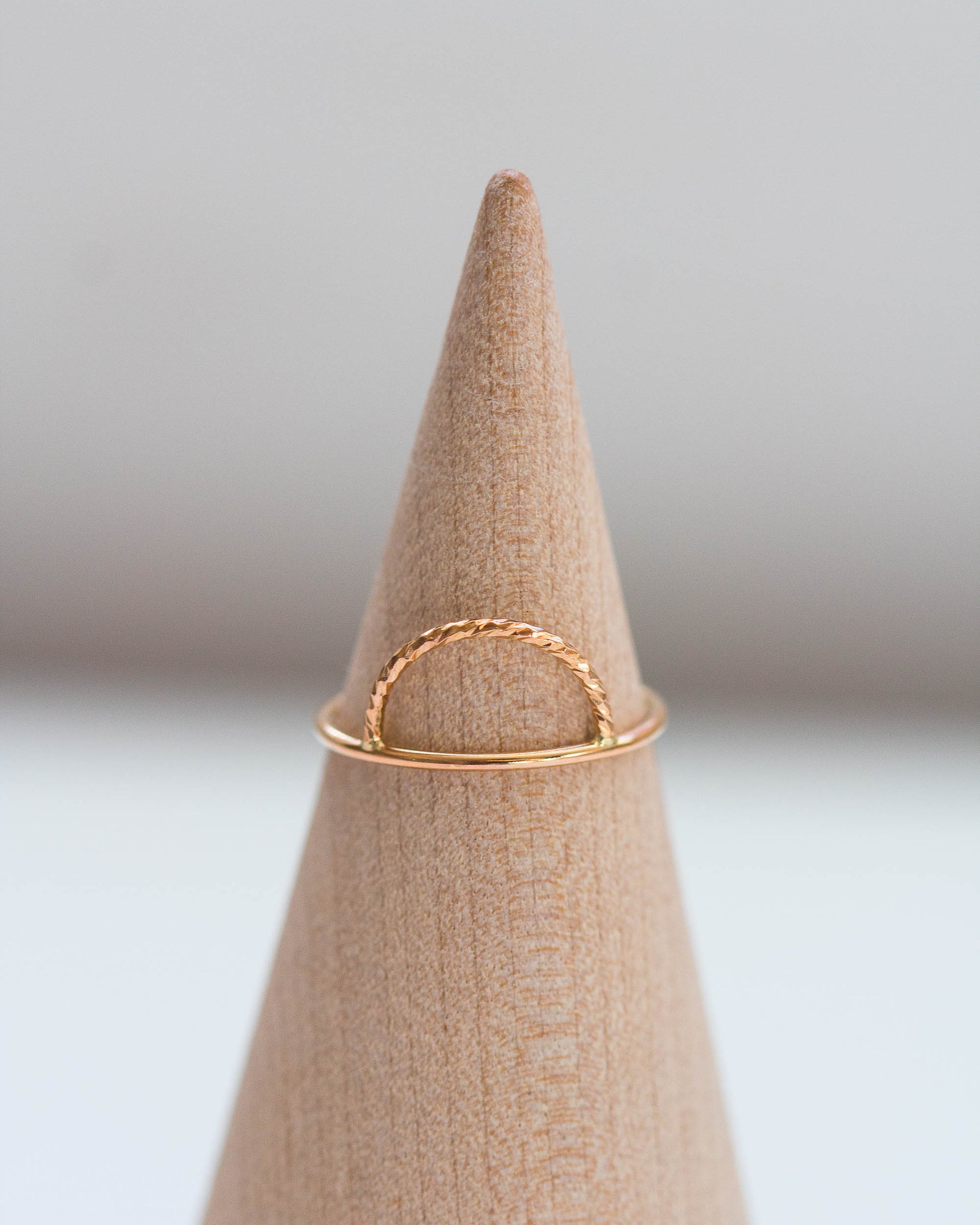 Sparkle Arch Ring, R22