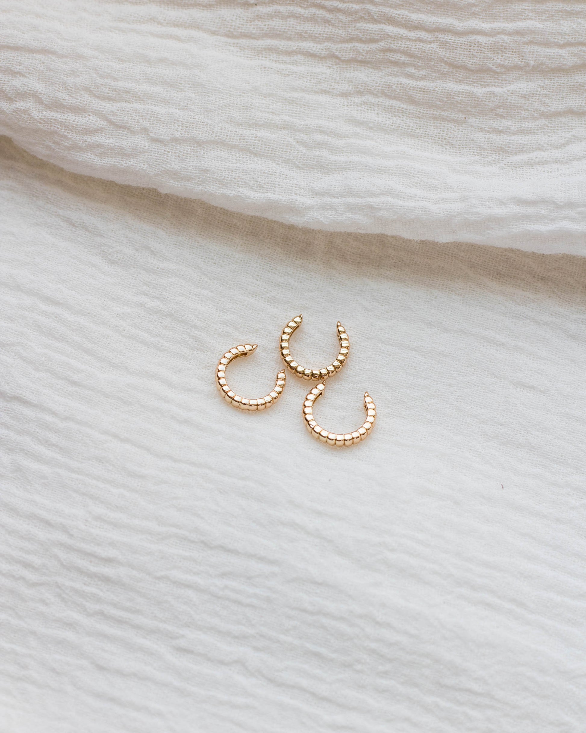 11mm Rib Textured Cuff Earring, E33