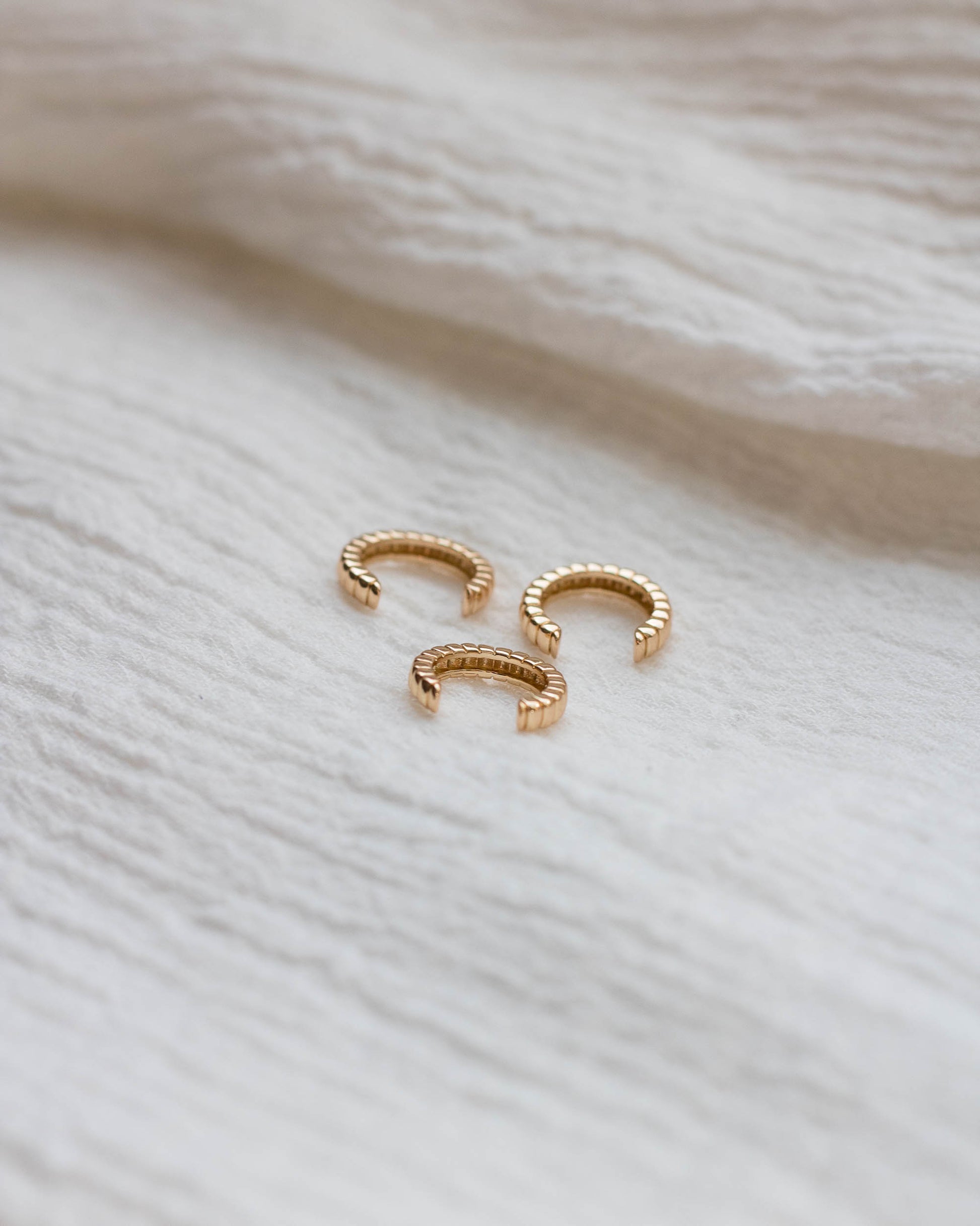 11mm Rib Textured Cuff Earring, E33