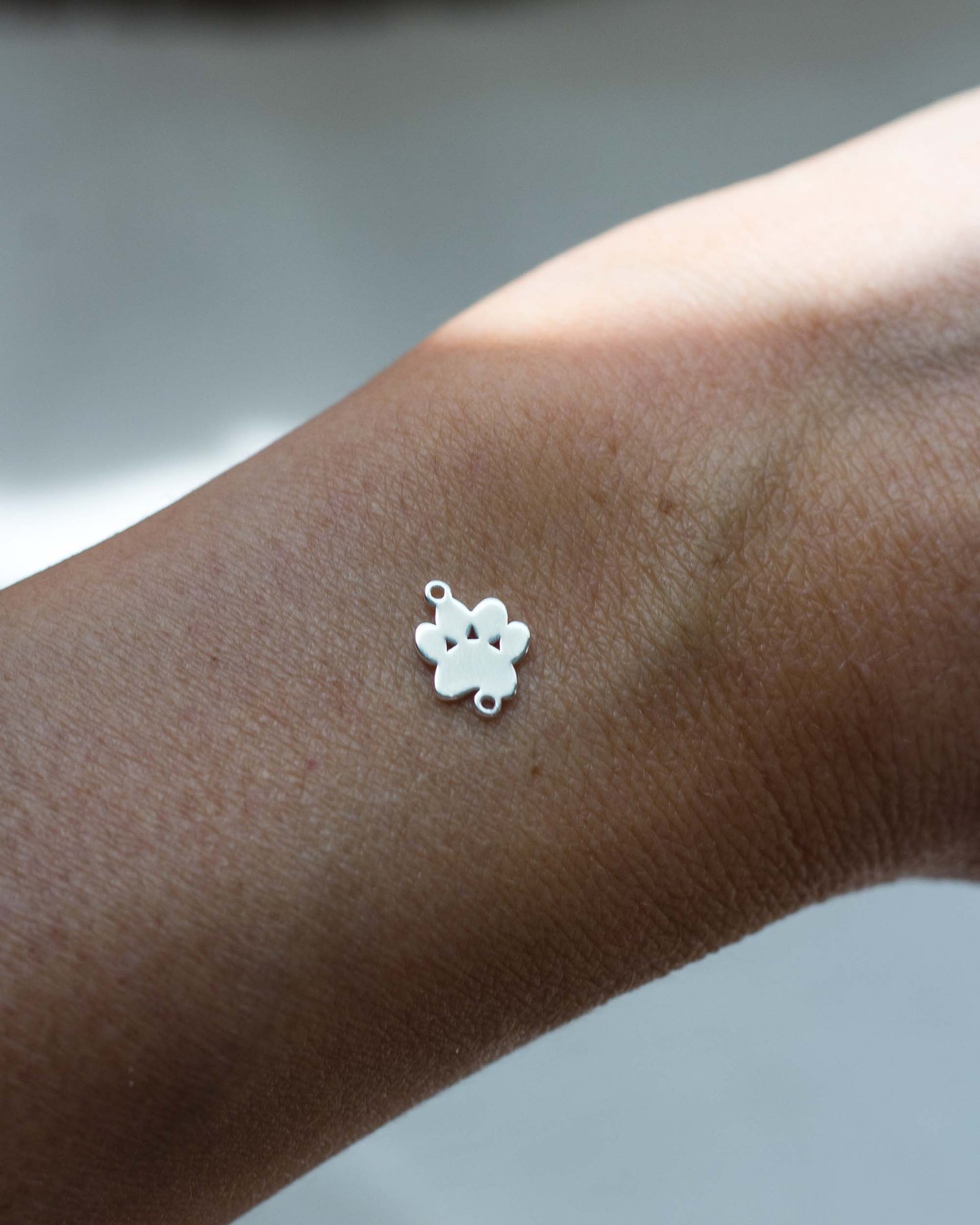 Paw Print Connector, CN38